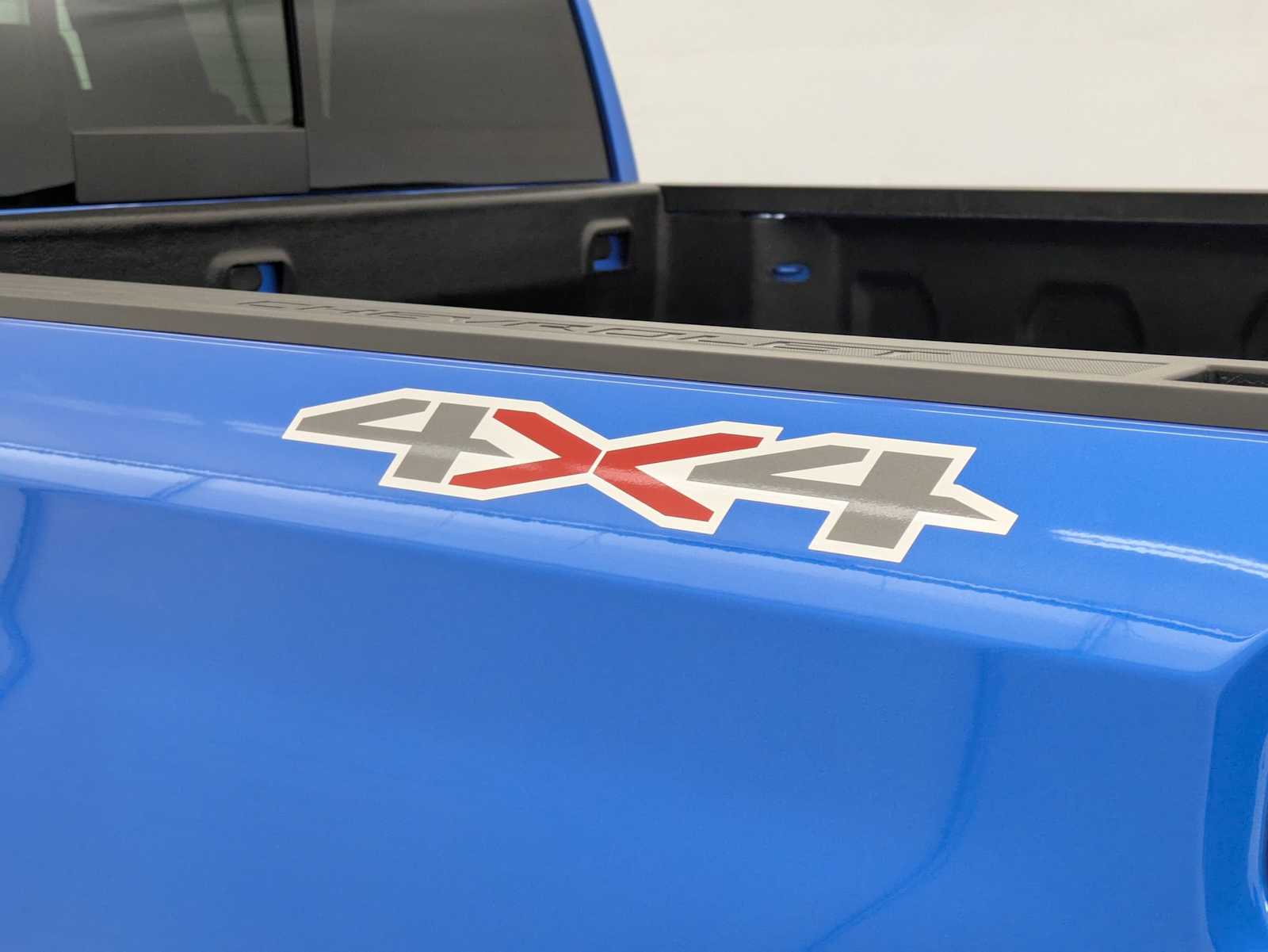 Thumbnail: 2025 Chevrolet Silverado 1500 - 12