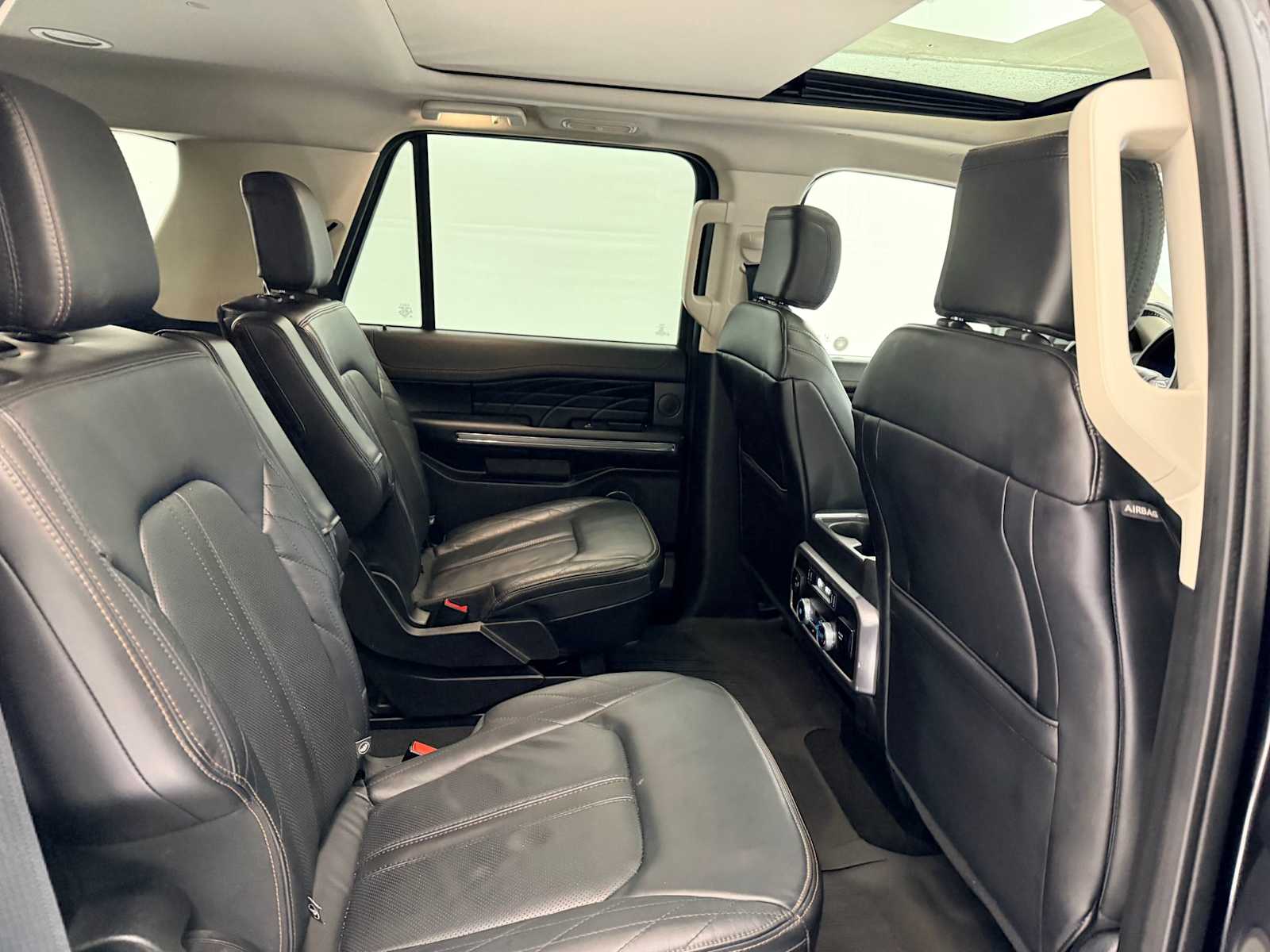 Thumbnail: 2021 Ford Expedition - 21