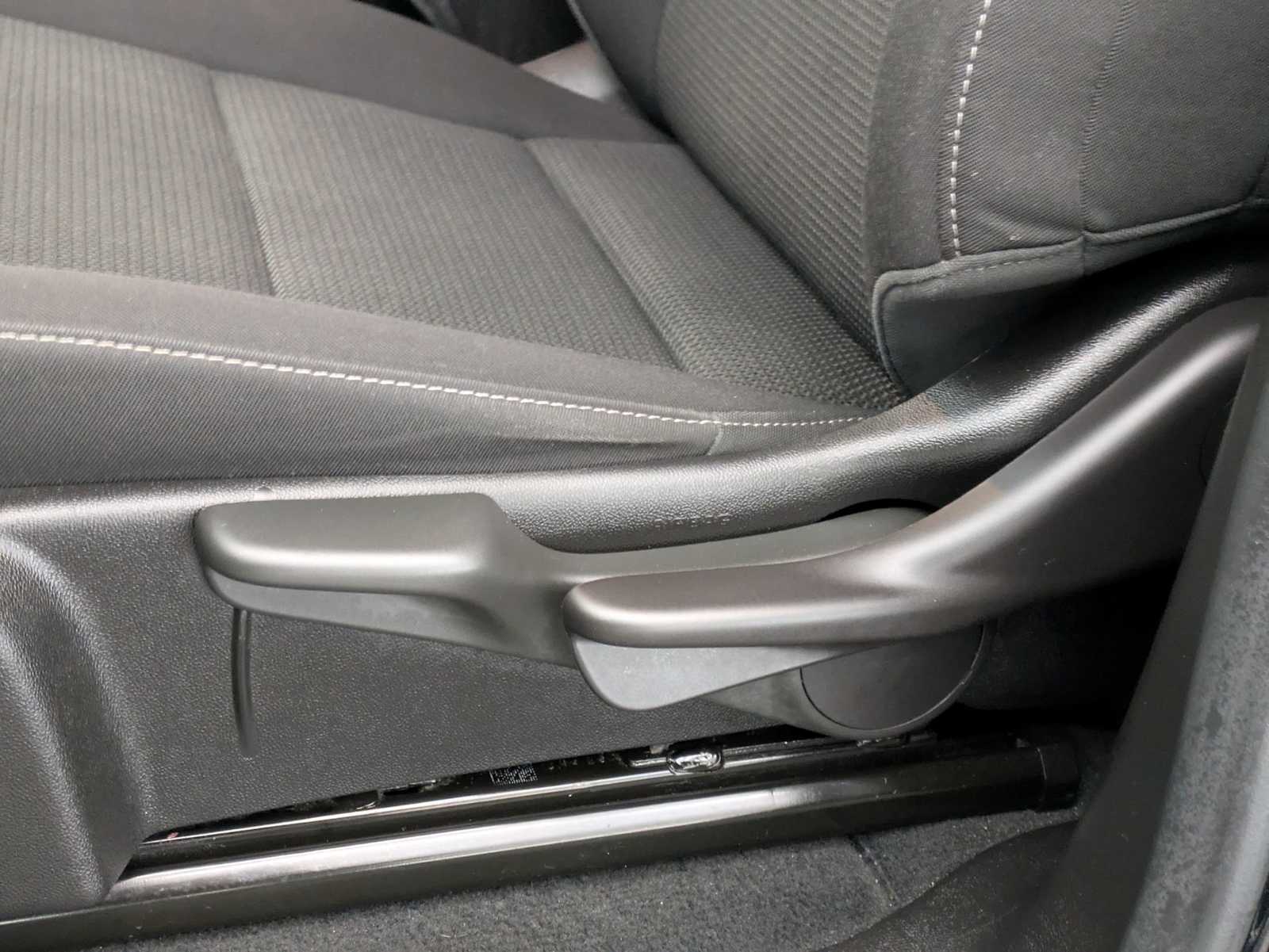 Thumbnail: 2023 Chevrolet Colorado - 20