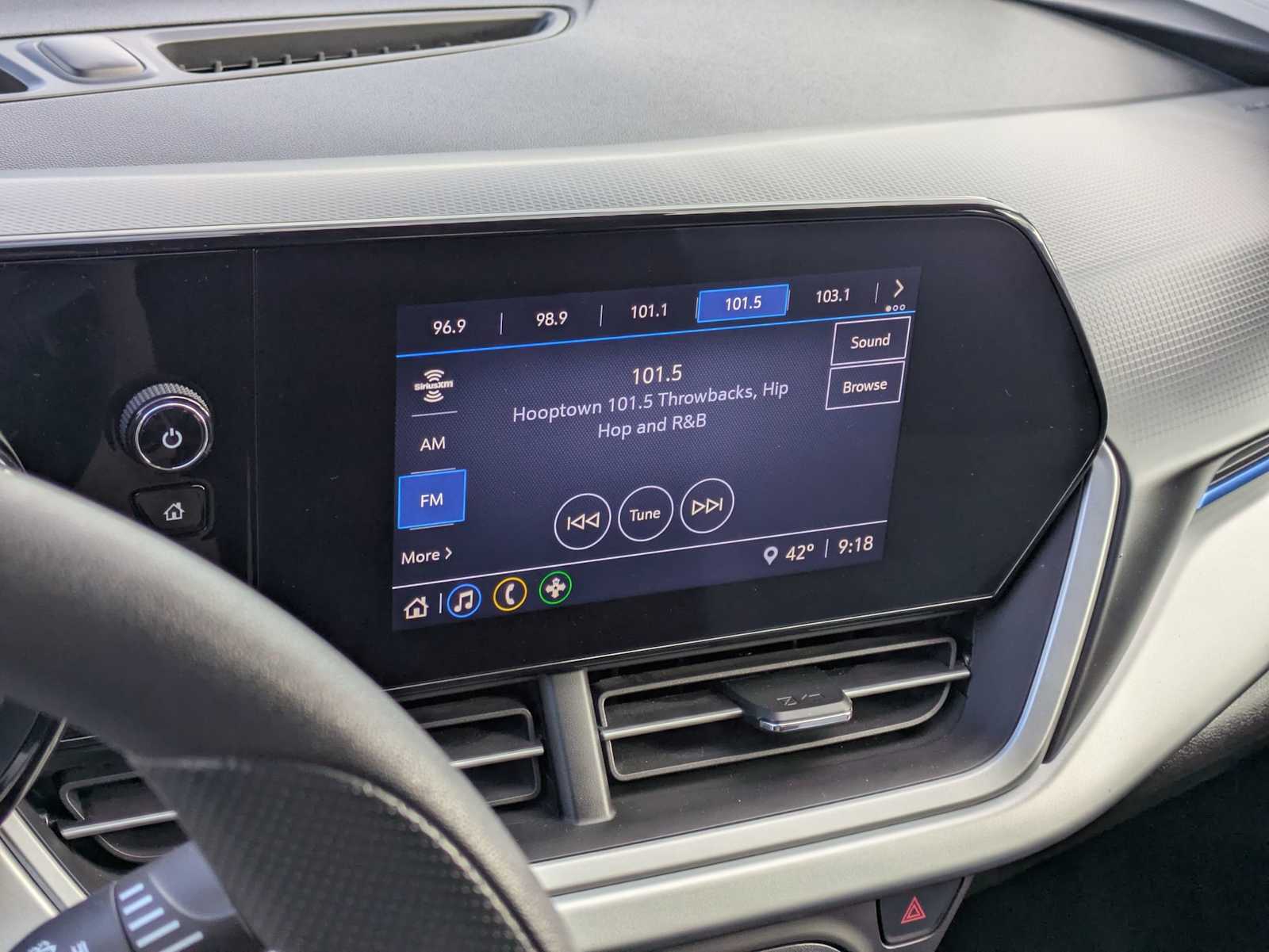 Thumbnail: 2025 Chevrolet Trax - 29