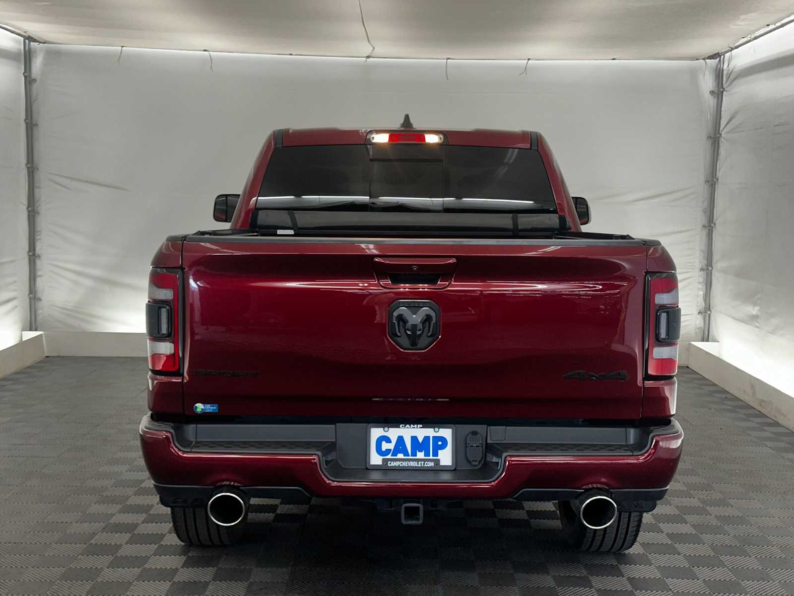 2023 Ram 1500 Sport photo 3