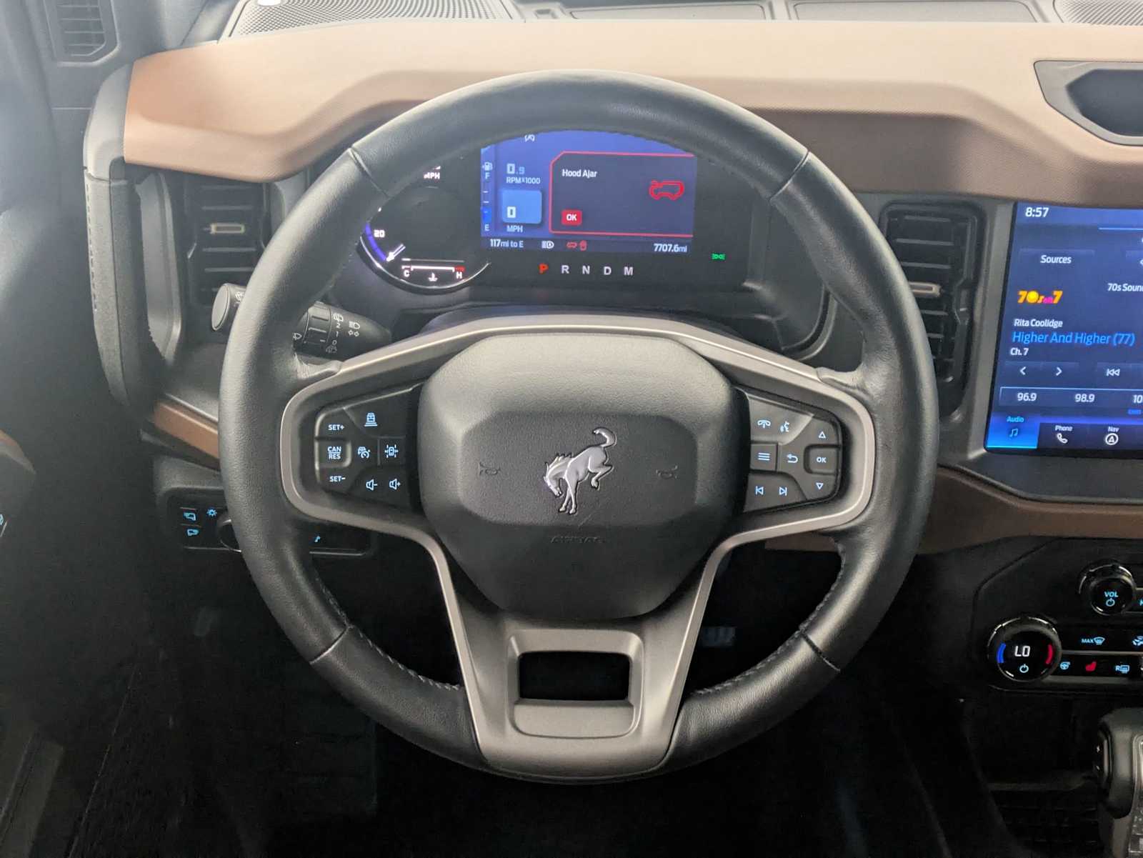 2024 Ford Bronco Outer Banks 22