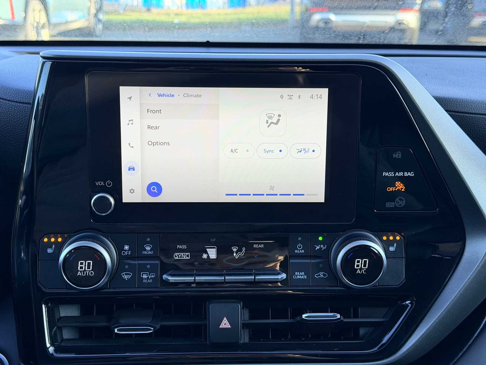 Thumbnail: 2024 Toyota Highlander - 28