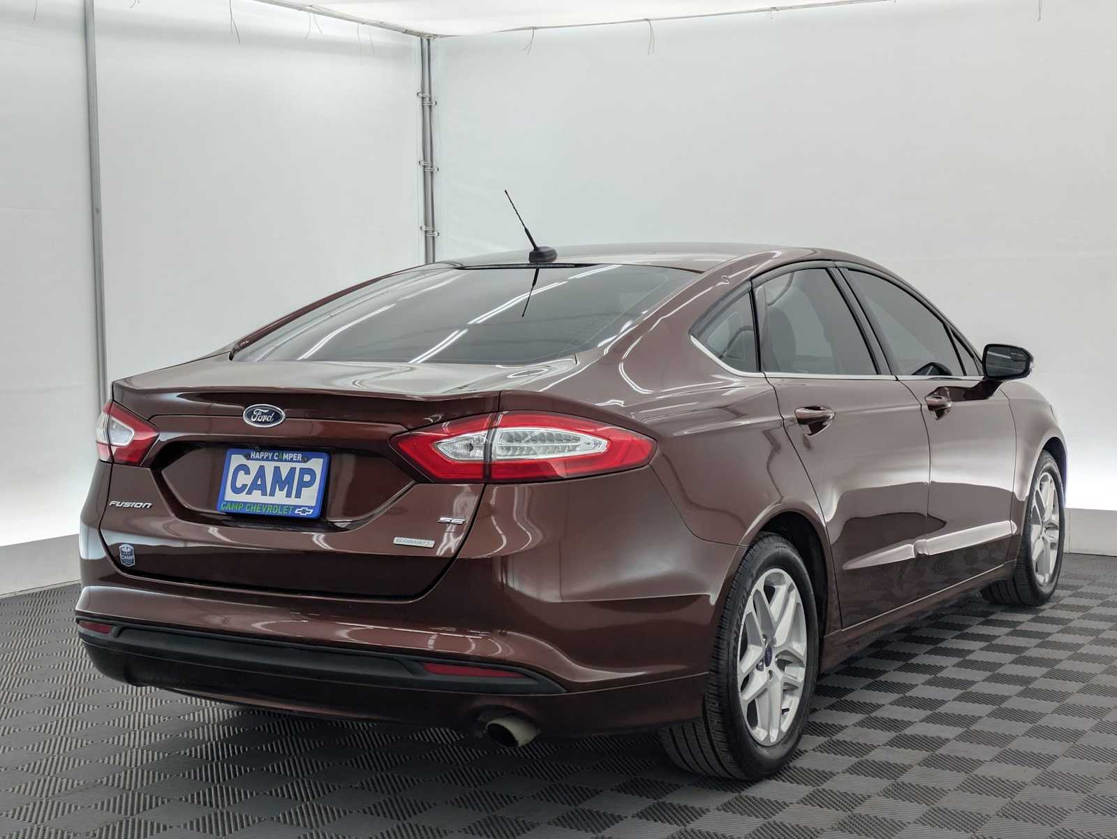 Thumbnail: 2016 Ford Fusion - 6