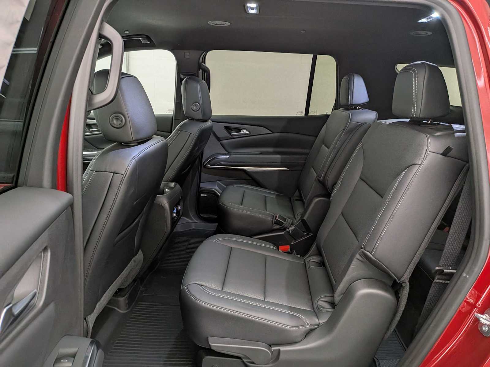 Thumbnail: 2026 Chevrolet Traverse - 19