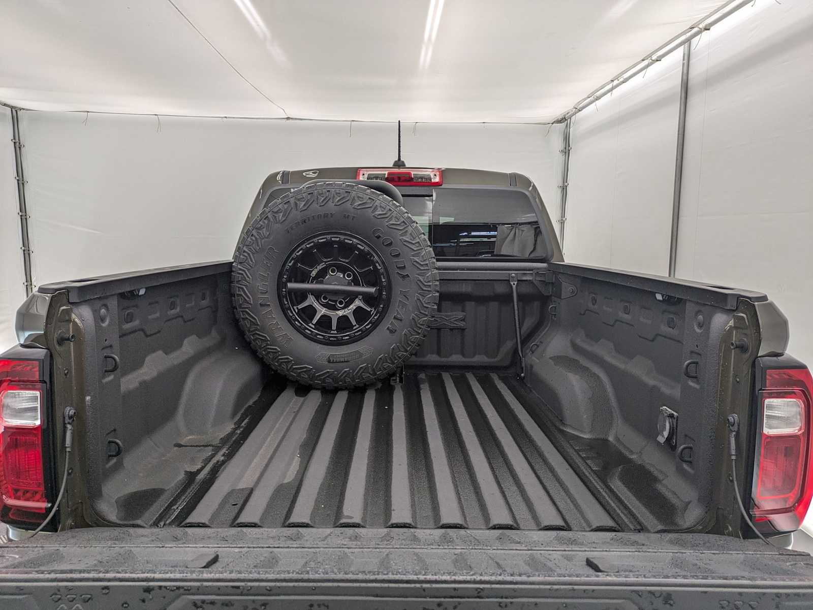 Thumbnail: 2024 GMC Canyon - 33