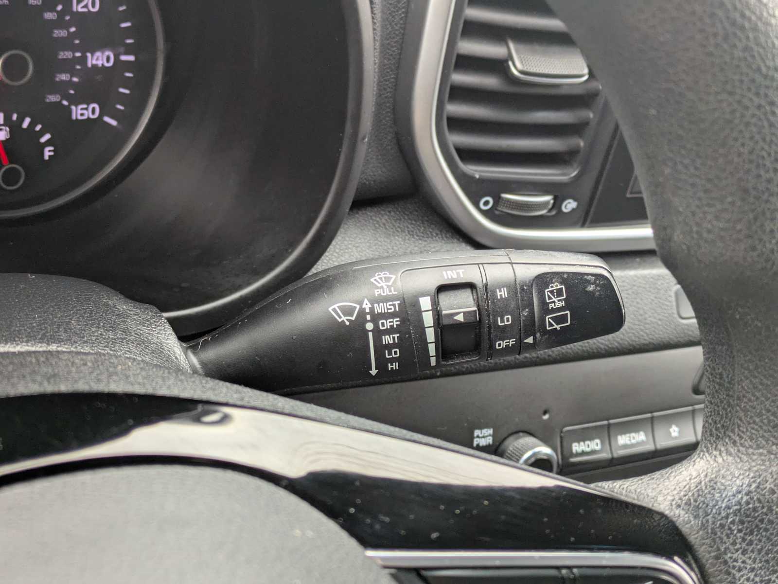 Thumbnail: 2020 Kia Sportage - 25