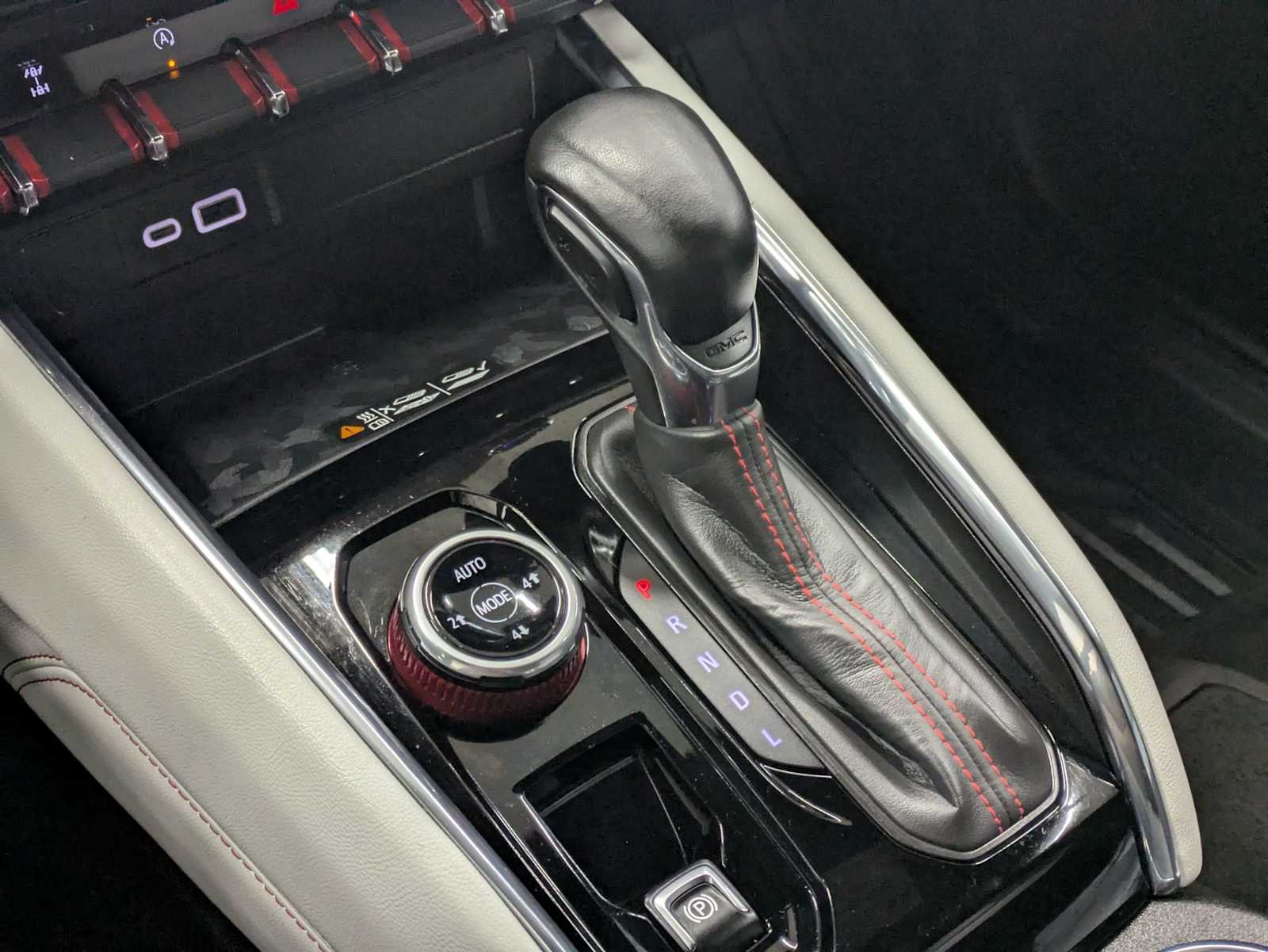 Thumbnail: 2024 GMC Canyon - 31