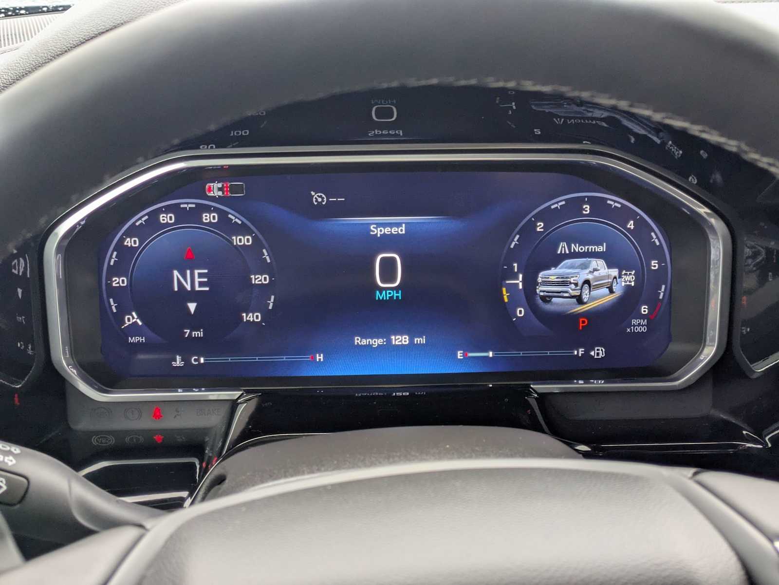 Thumbnail: 2026 Chevrolet Silverado 1500 - 32