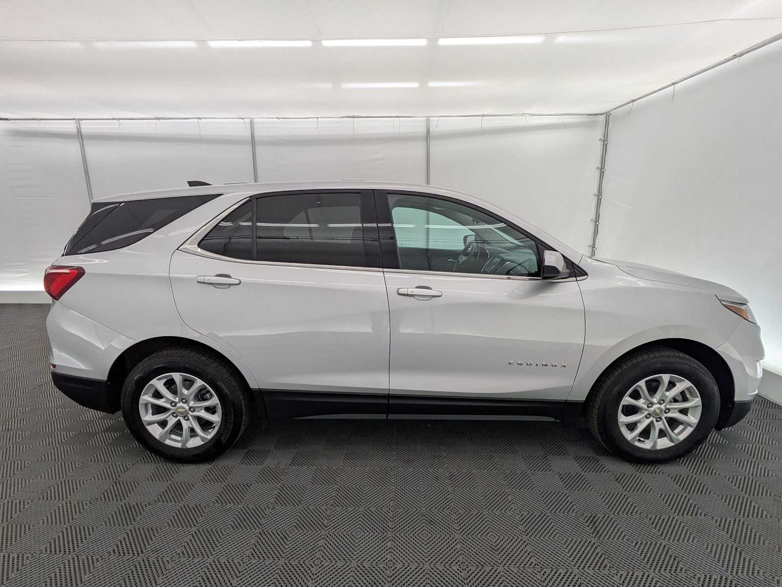 Thumbnail: 2019 Chevrolet Equinox - 7