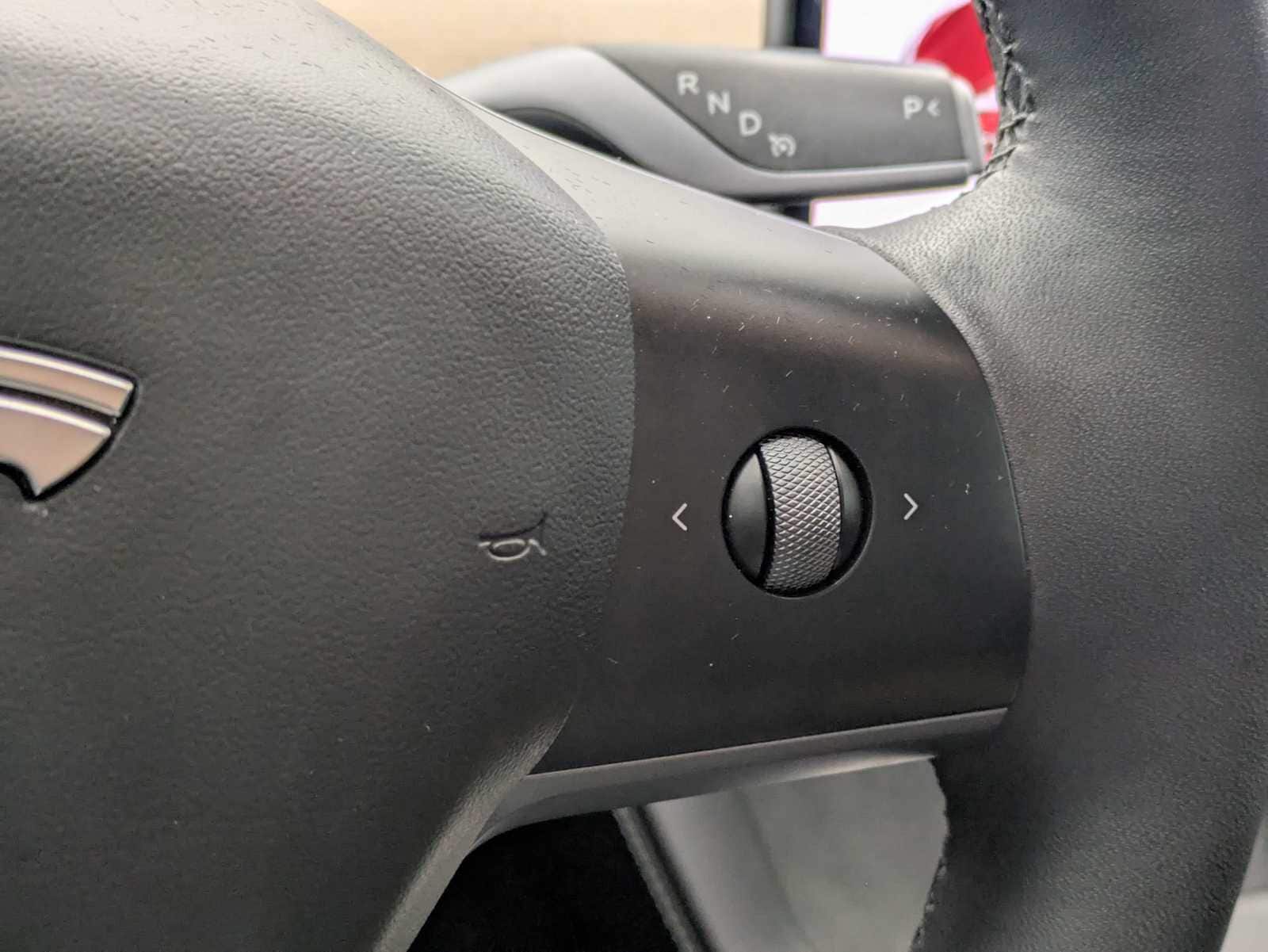 Thumbnail: 2021 Tesla Model 3 - 24