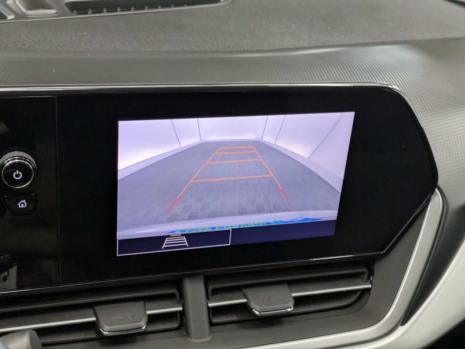 Thumbnail: 2025 Chevrolet Trax - 28