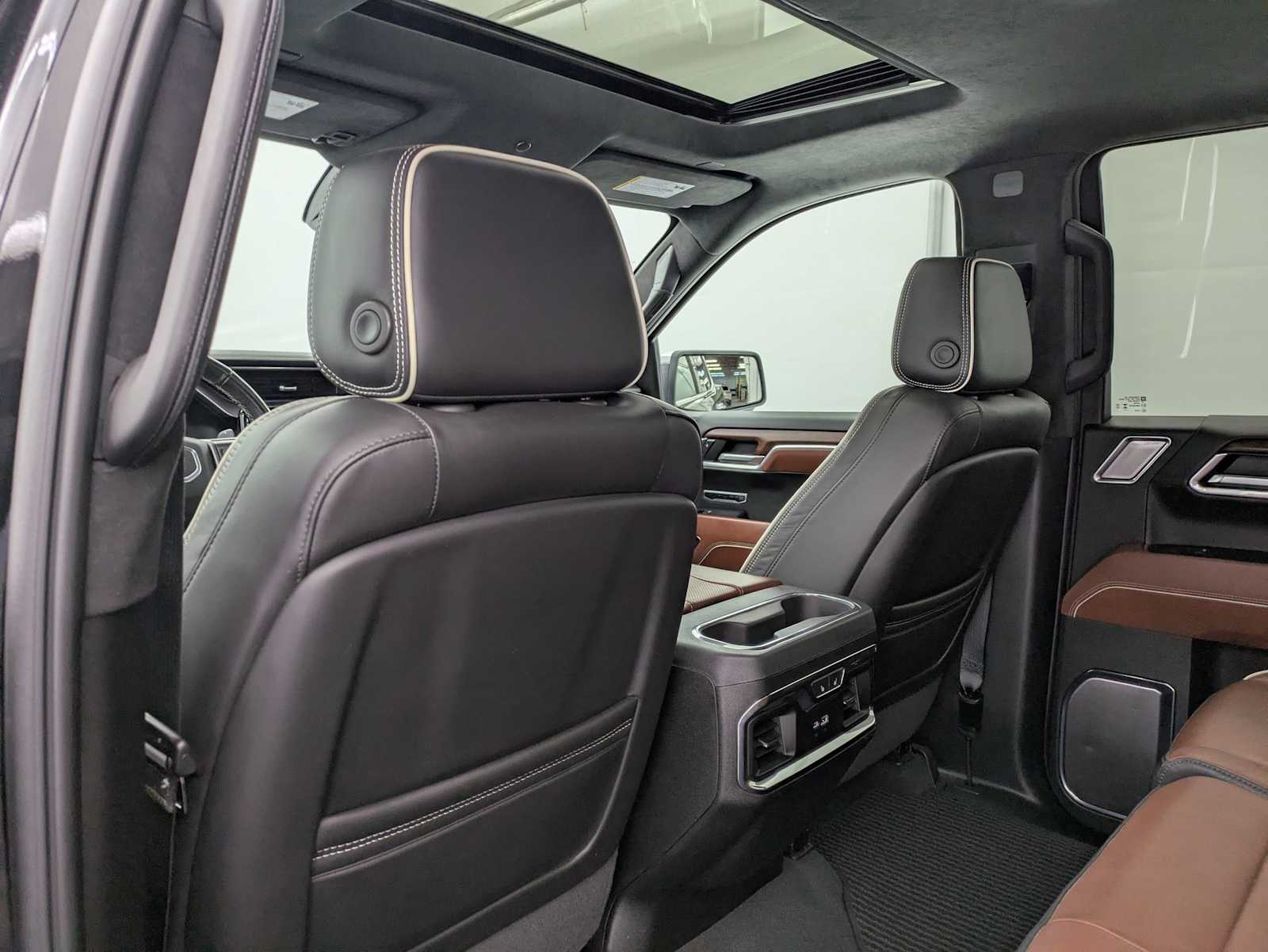 Thumbnail: 2024 GMC Sierra 1500 - 20