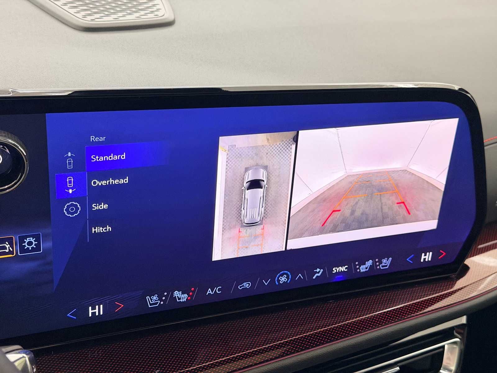 Thumbnail: 2024 Chevrolet Traverse - 29