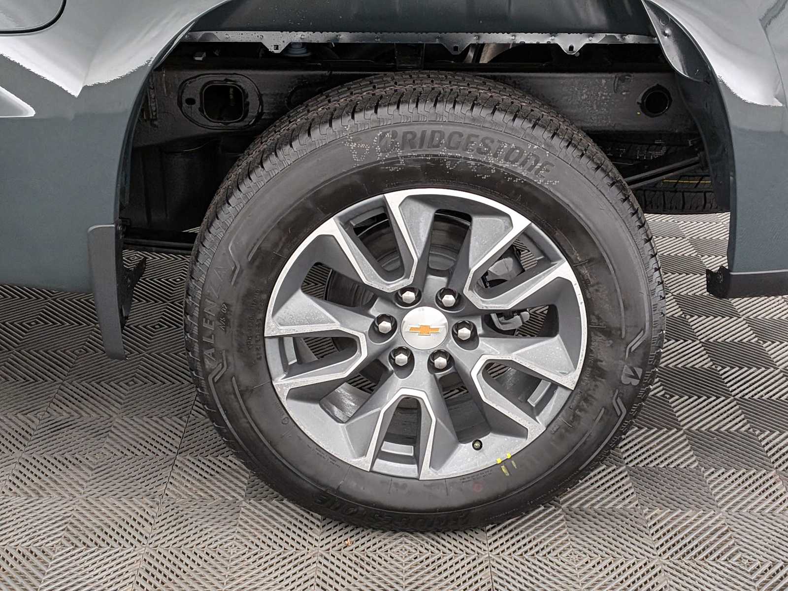 Thumbnail: 2026 Chevrolet Silverado 1500 - 17