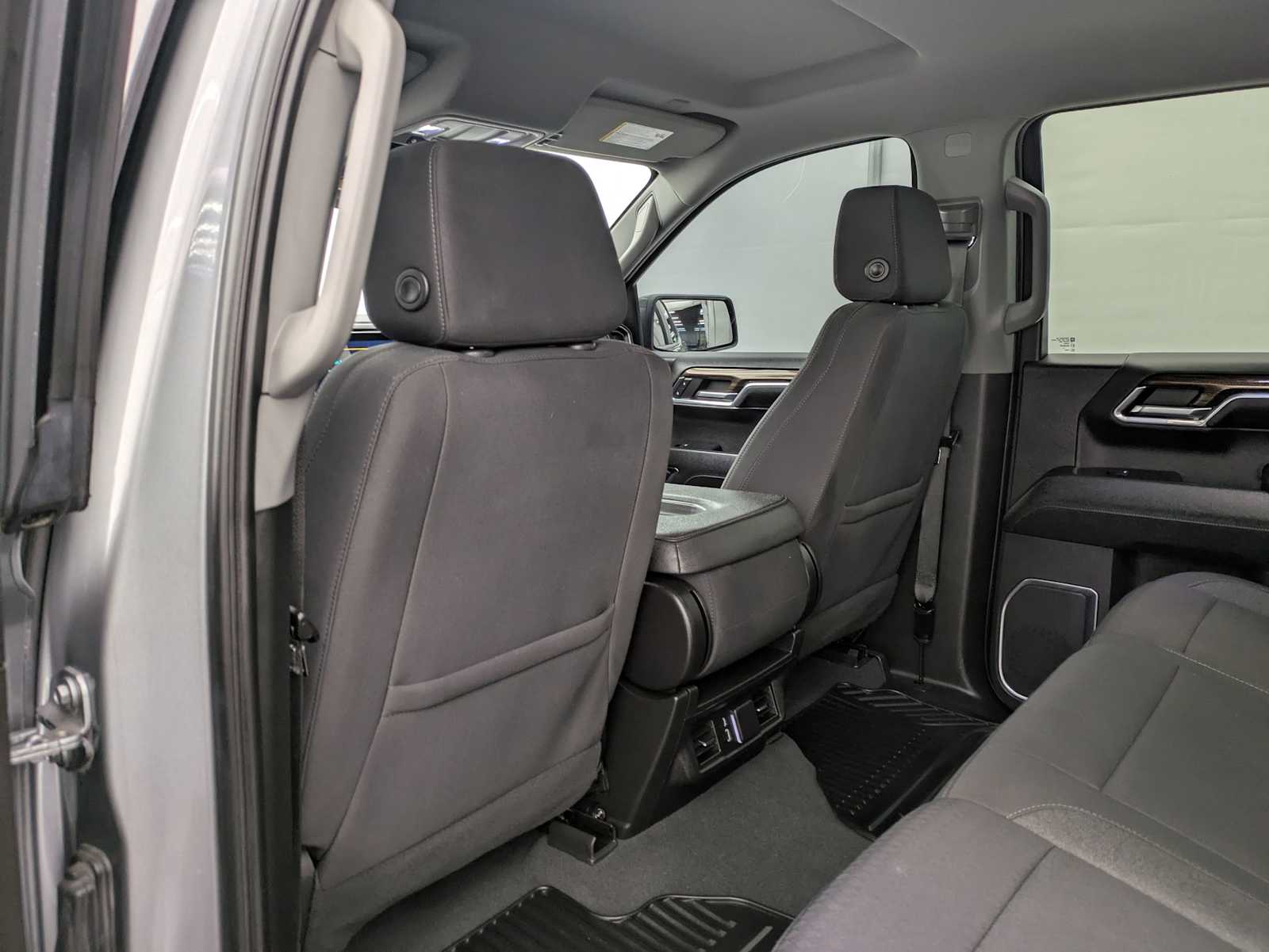 Thumbnail: 2023 Chevrolet Silverado 1500 - 20