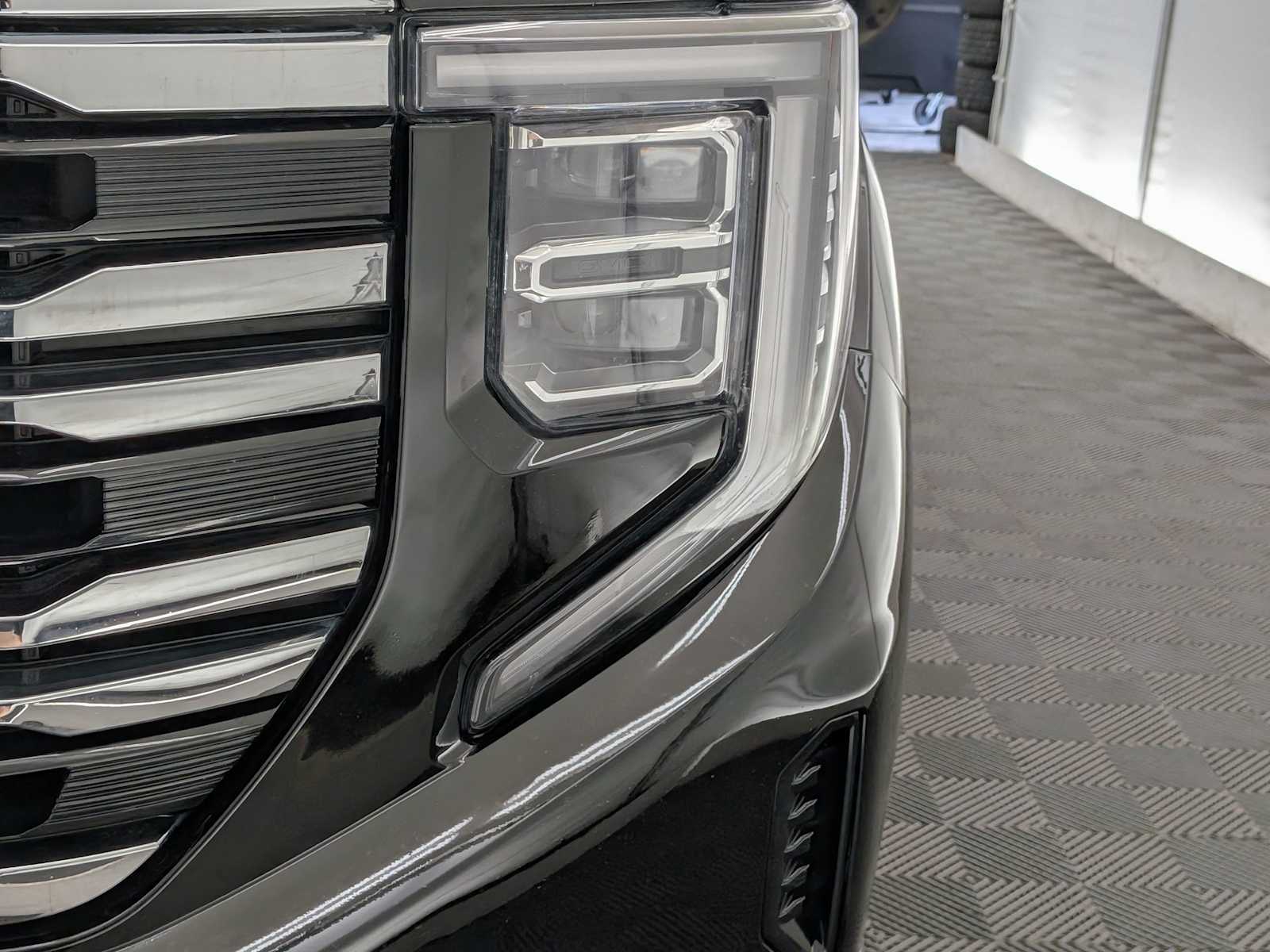 Thumbnail: 2022 GMC Sierra 1500 - 10
