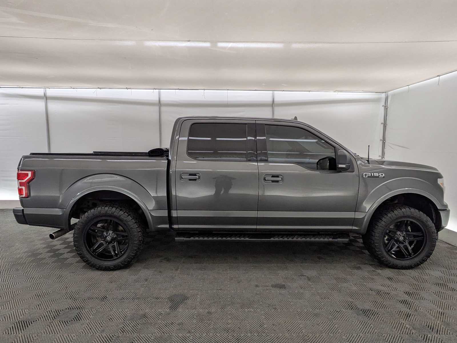 Thumbnail: 2018 Ford F-150 - 7