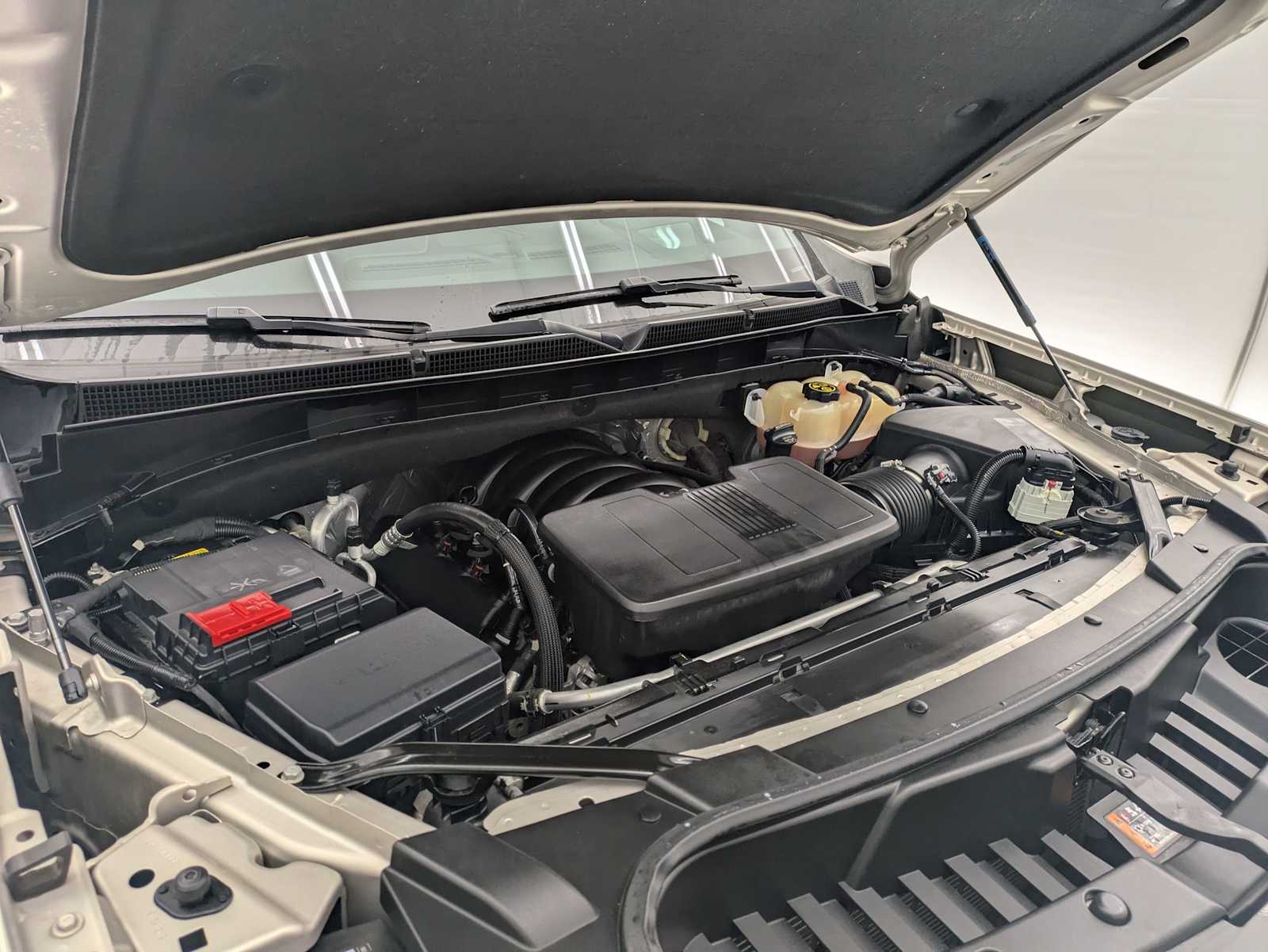 Thumbnail: 2023 GMC Yukon - 17