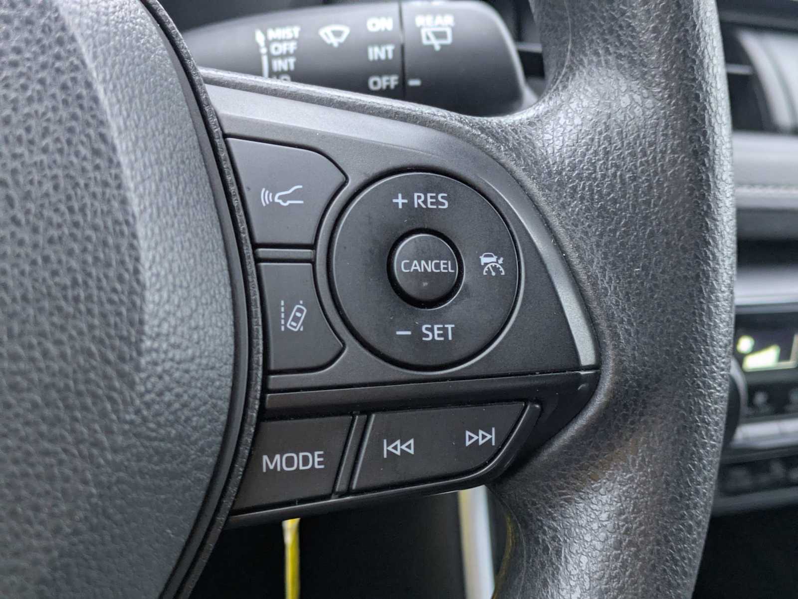 Thumbnail: 2024 Toyota RAV4 - 25