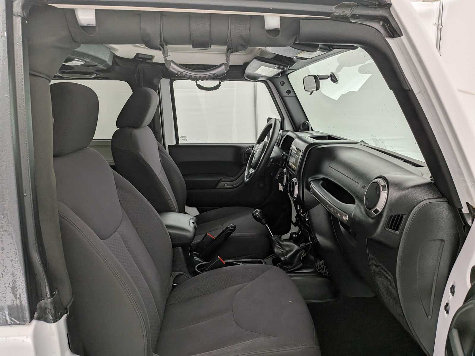 Thumbnail: 2013 Jeep Wrangler - 19