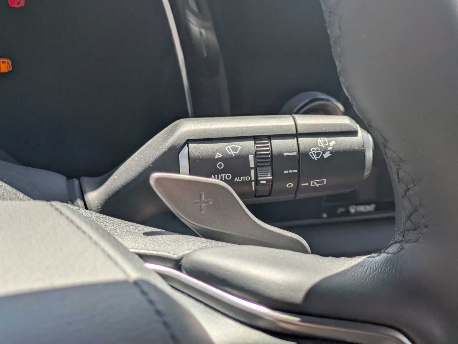 2024 Lexus RX  26