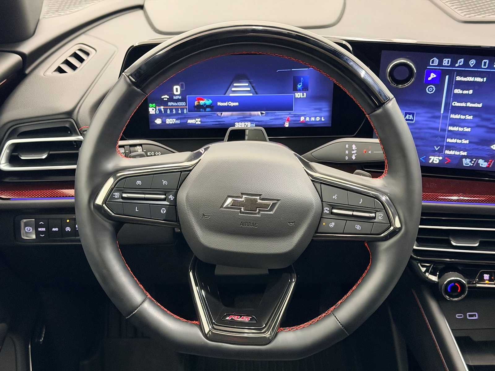 Thumbnail: 2024 Chevrolet Traverse - 24