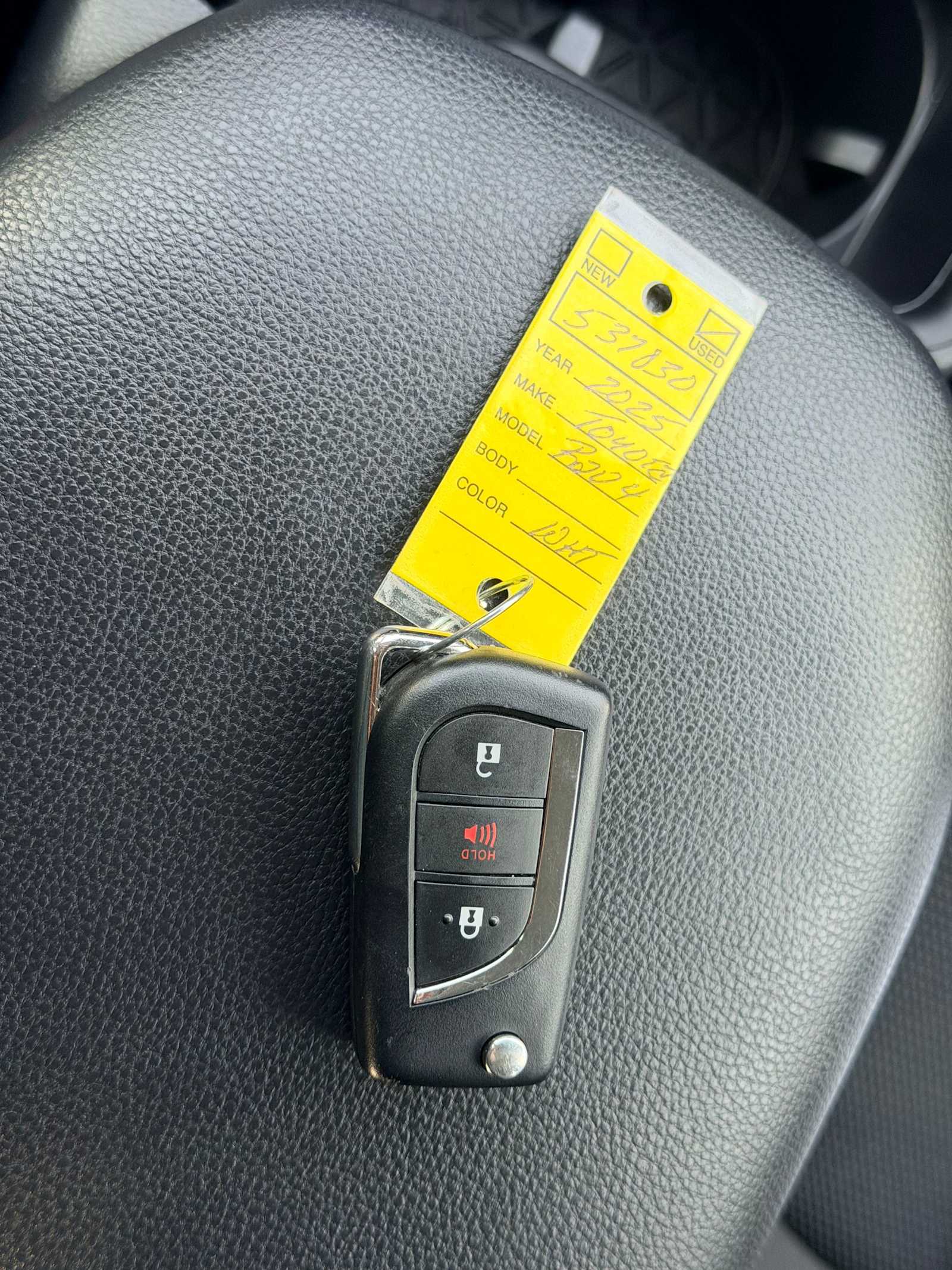 Thumbnail: 2025 Toyota RAV4 - 33