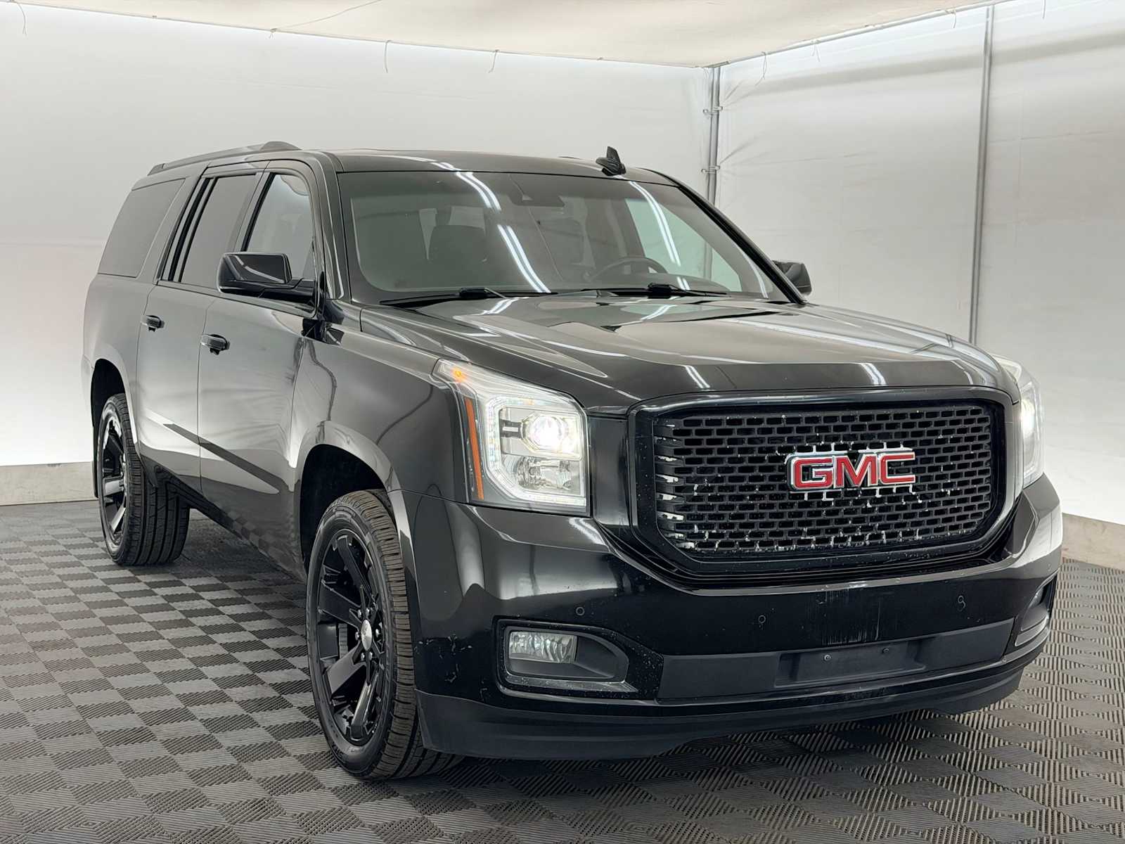 Thumbnail: 2016 GMC Yukon XL - 8