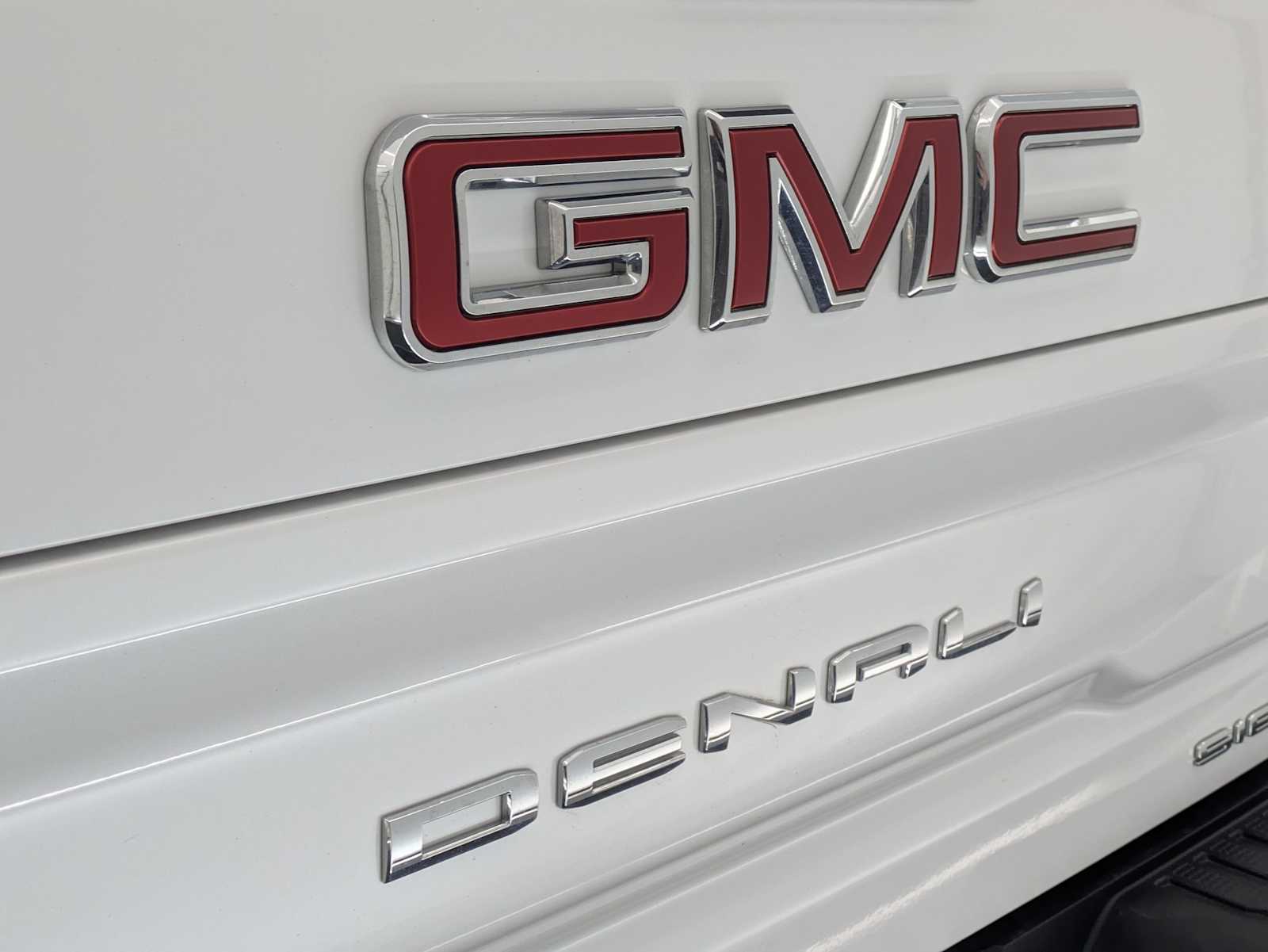 Thumbnail: 2025 GMC Sierra 3500 - 13