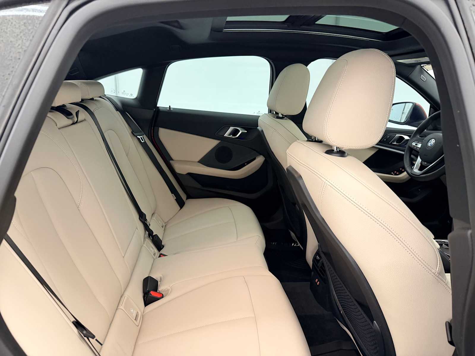 Thumbnail: 2024 BMW 2 Series - 22