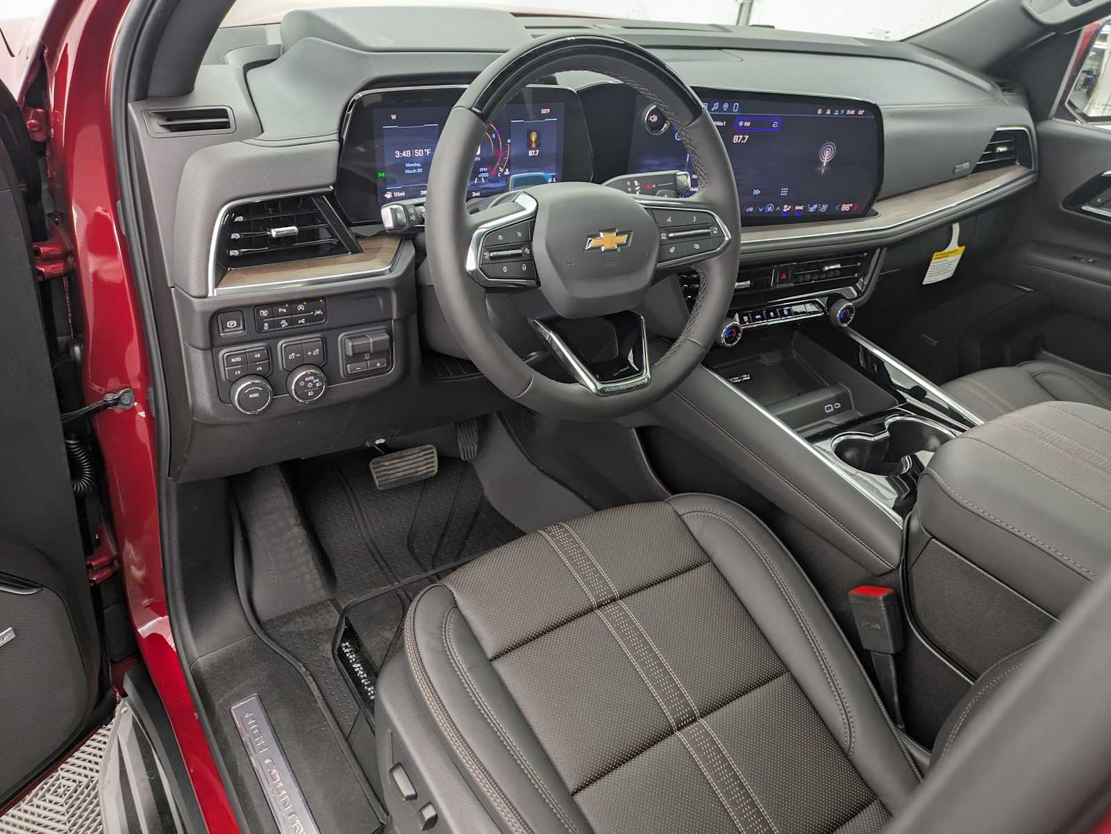 Thumbnail: 2026 Chevrolet Suburban - 2