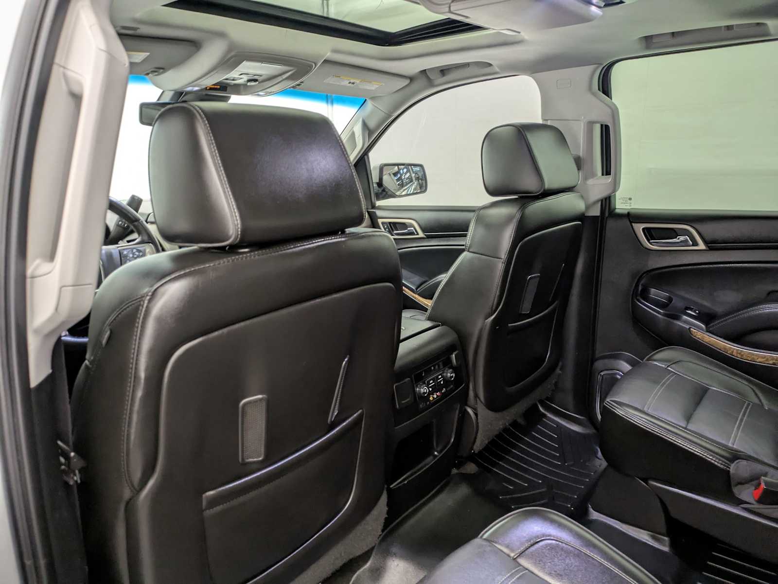 2015 GMC Yukon XL Denali 19
