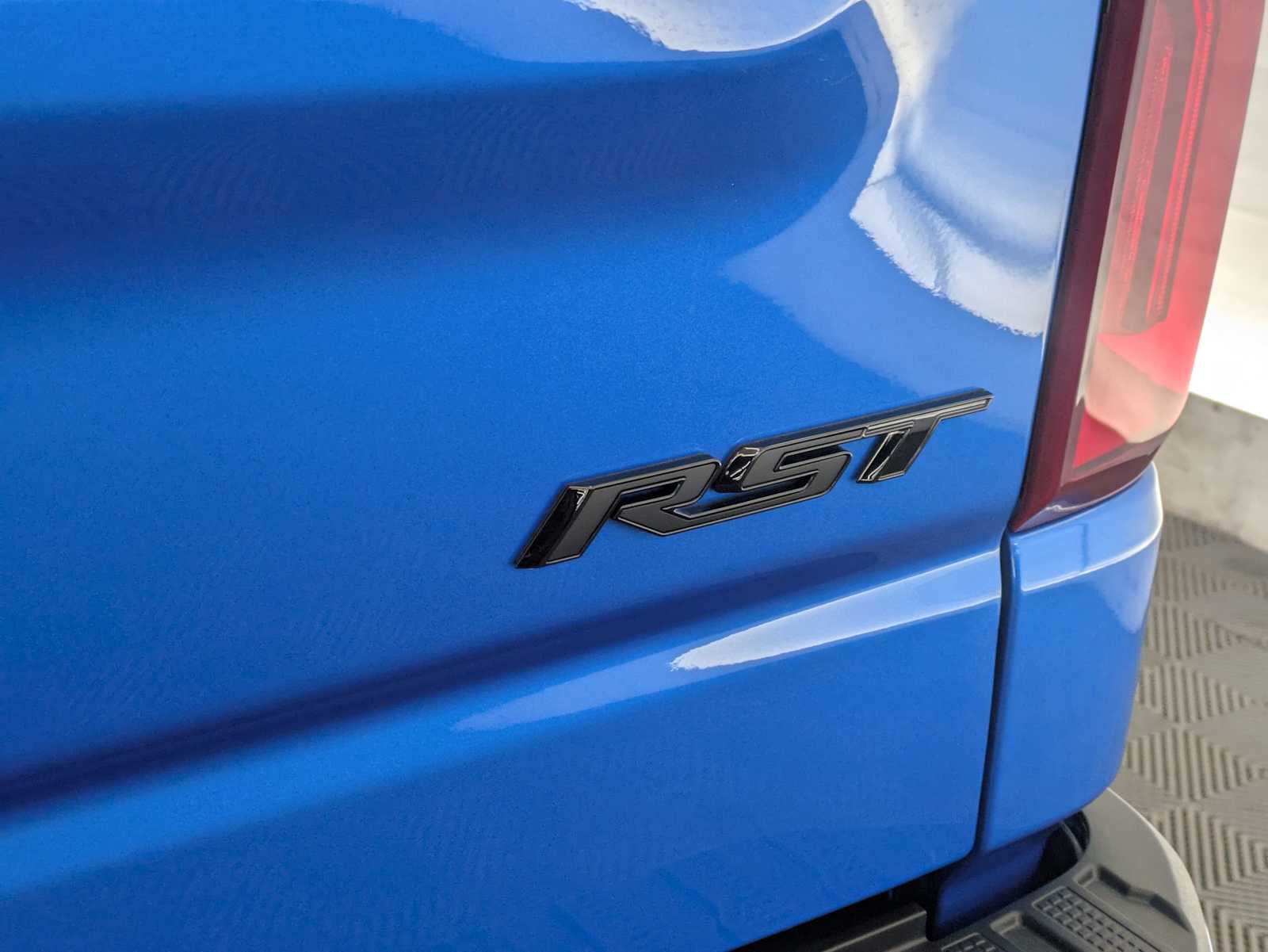 Thumbnail: 2025 Chevrolet Silverado 1500 - 15