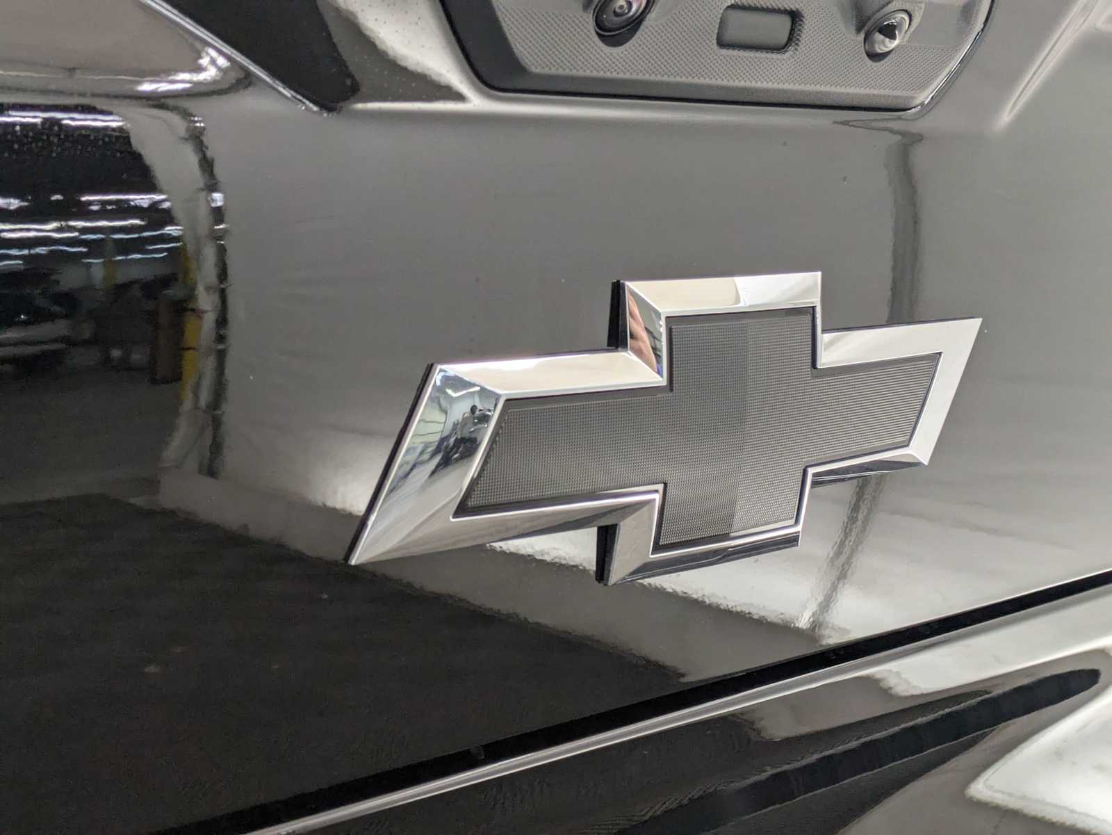 Thumbnail: 2026 Chevrolet Silverado 1500 - 13