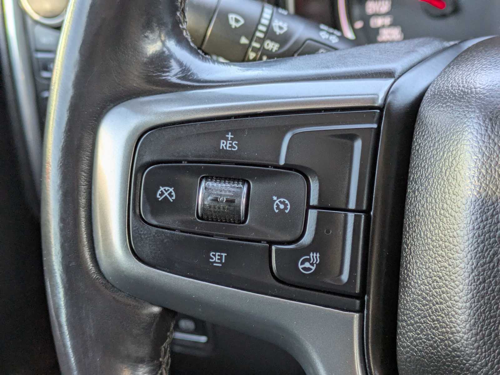 Thumbnail: 2020 Chevrolet Silverado 1500 - 25