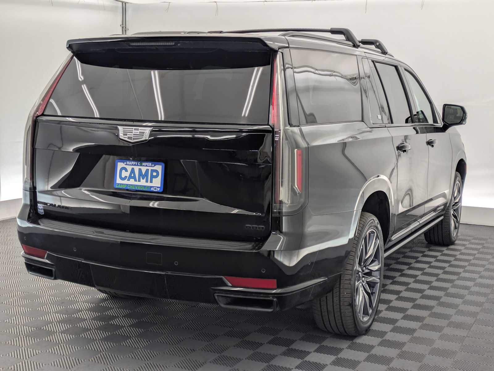 Thumbnail: 2022 Cadillac Escalade - 6