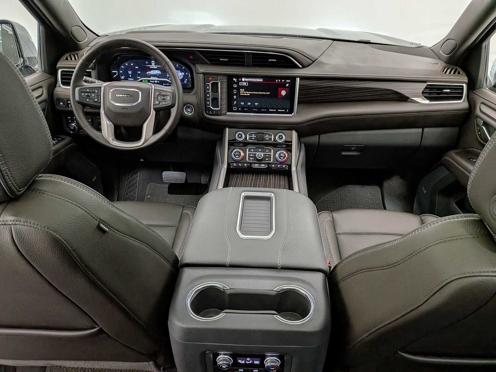 Thumbnail: 2024 GMC Yukon - 18