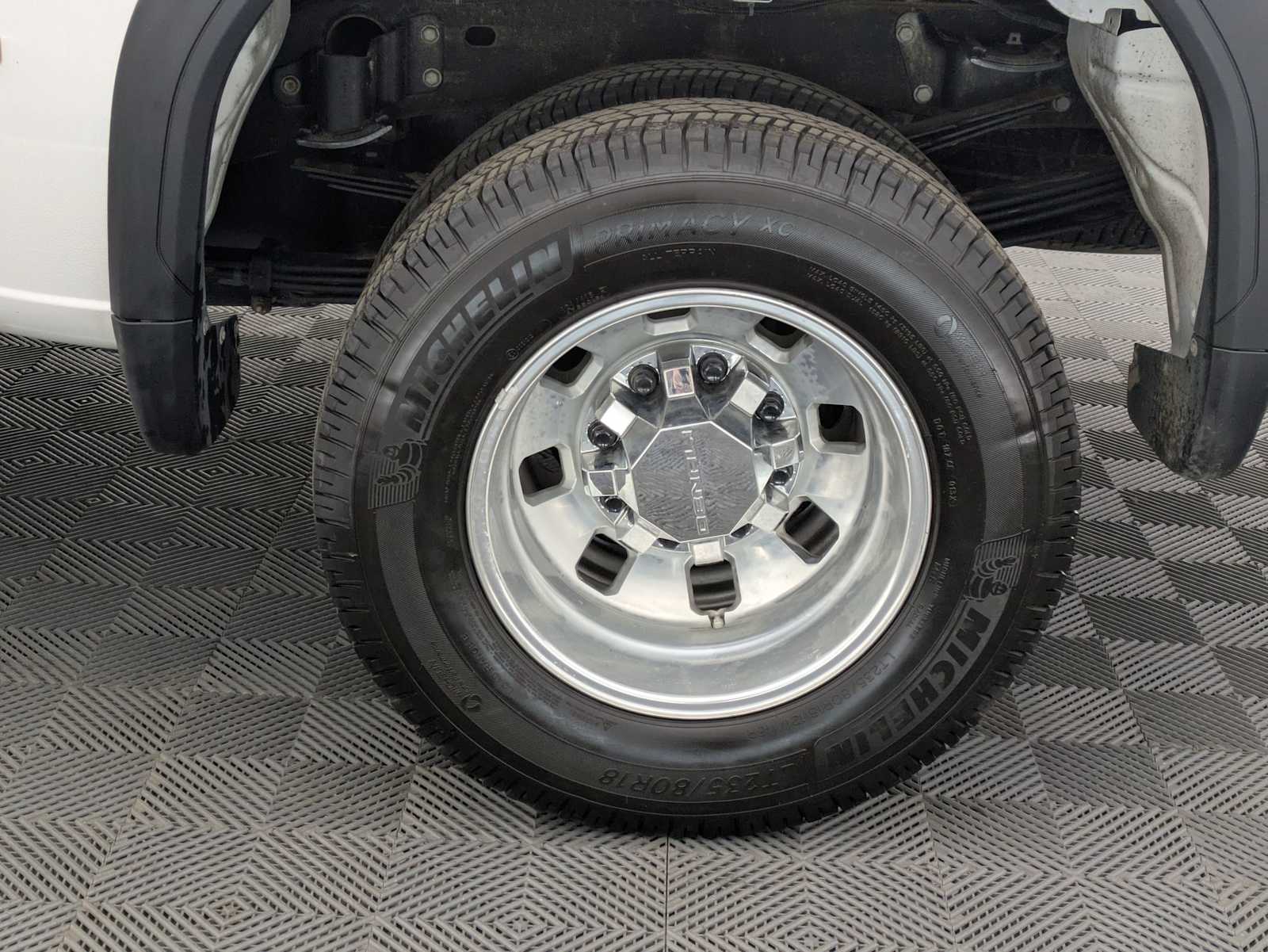 Thumbnail: 2025 GMC Sierra 3500 - 15