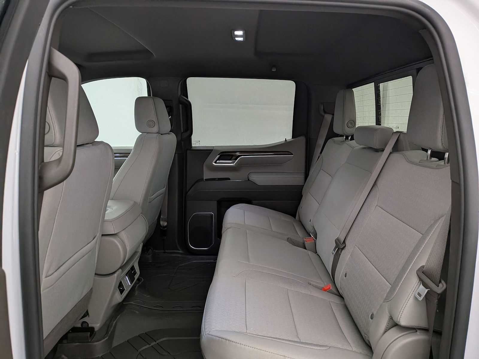 Thumbnail: 2026 Chevrolet Silverado 1500 - 22