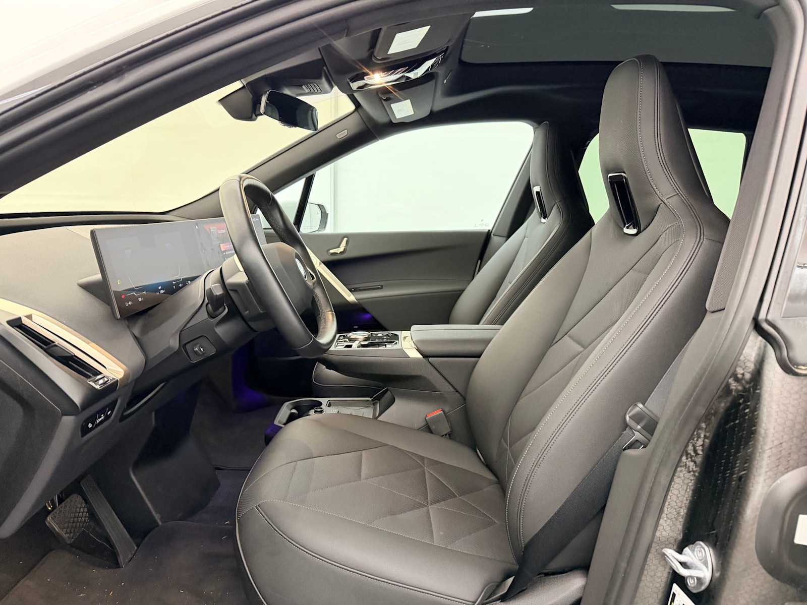 Thumbnail: 2023 BMW iX - 16