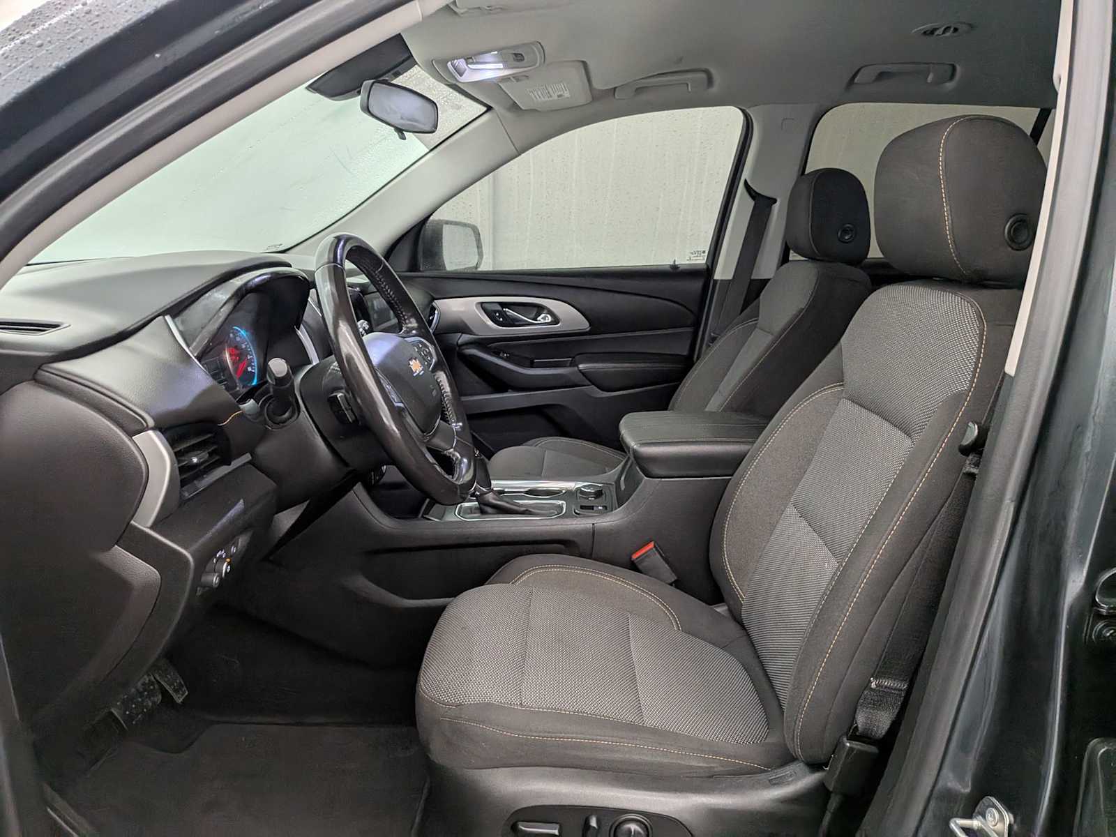 Thumbnail: 2018 Chevrolet Traverse - 17