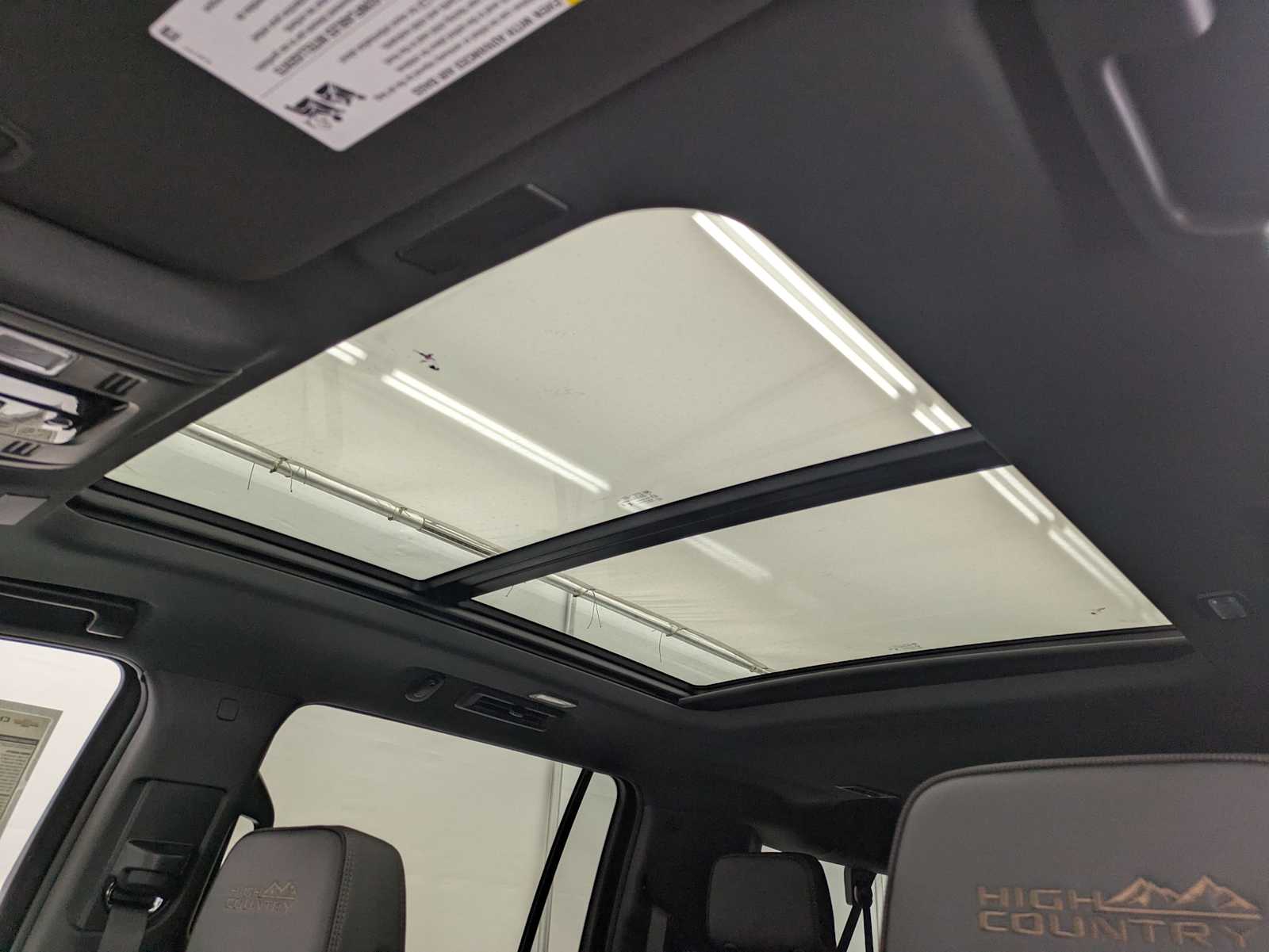 Thumbnail: 2026 Chevrolet Suburban - 20