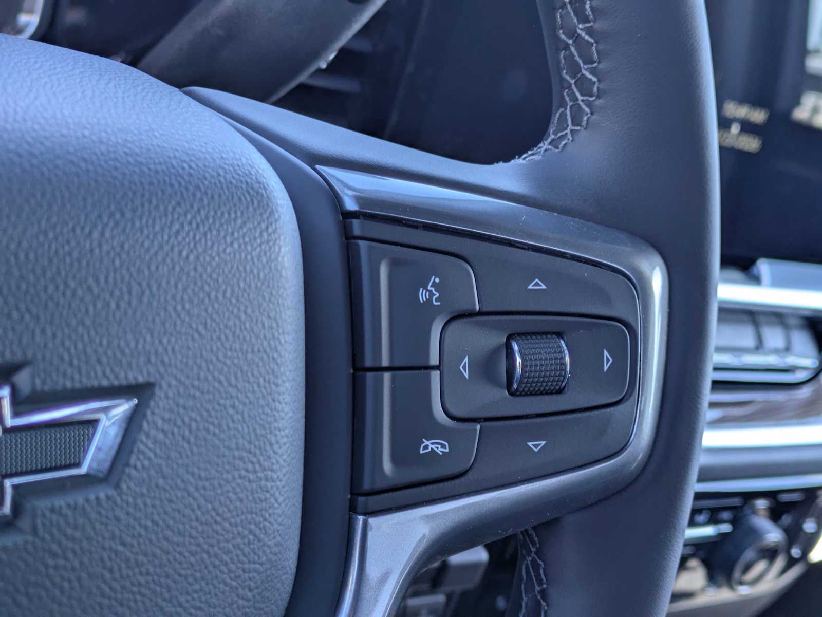 Thumbnail: 2026 Chevrolet Silverado 1500 - 26