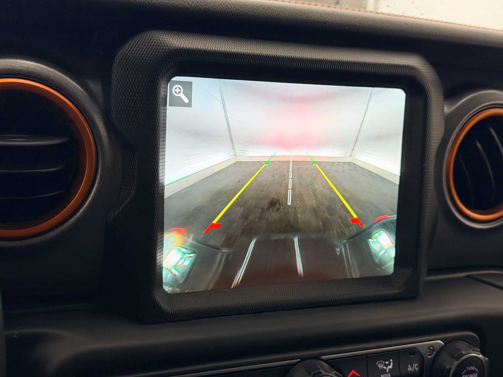 Thumbnail: 2022 Jeep Gladiator - 31