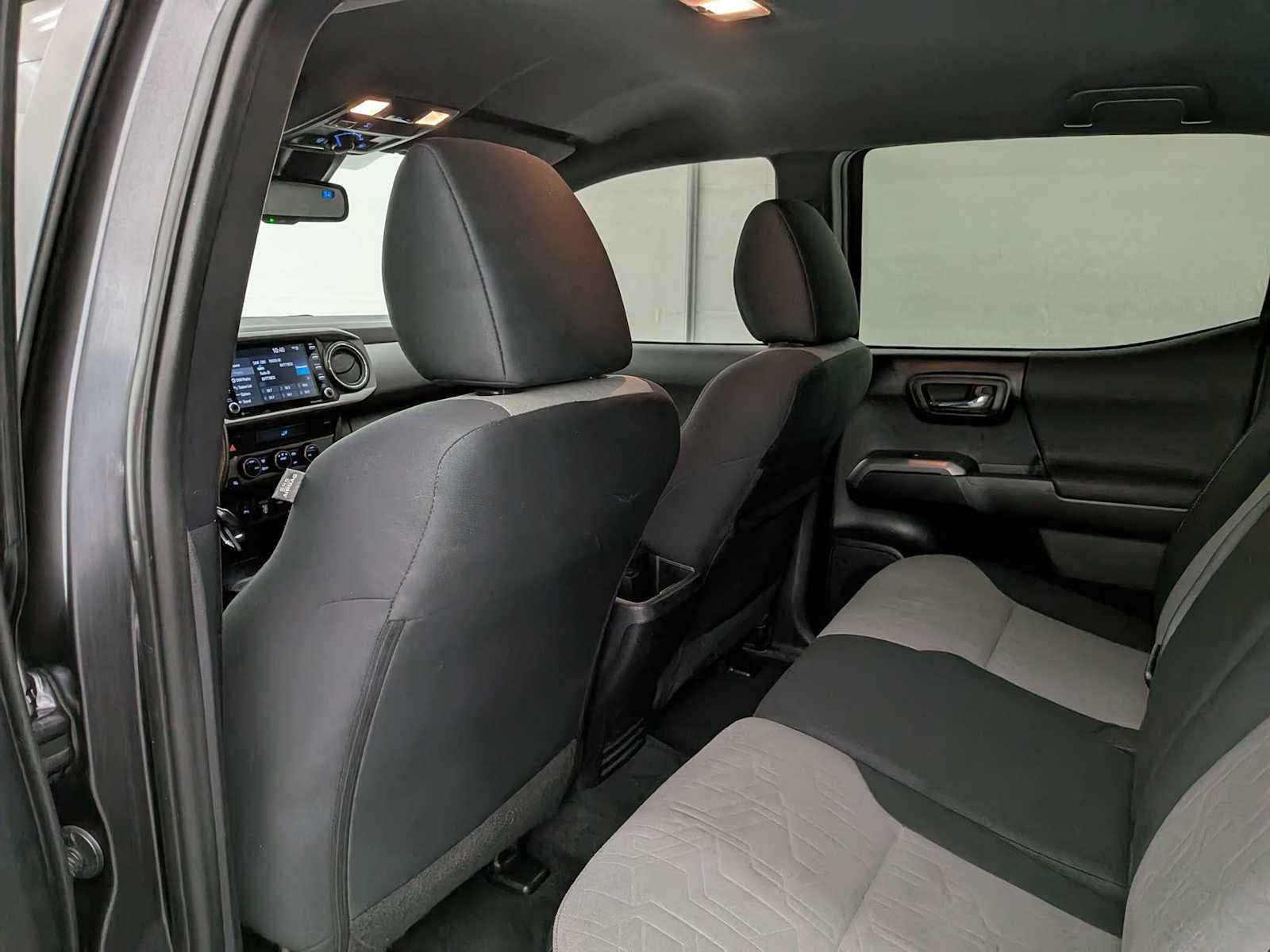 Thumbnail: 2021 Toyota Tacoma - 21