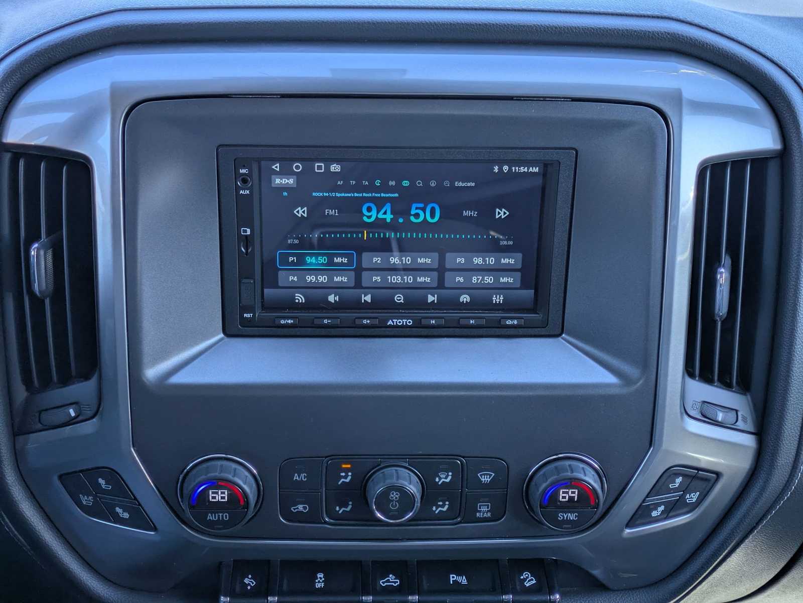 Thumbnail: 2015 Chevrolet Silverado 1500 - 29