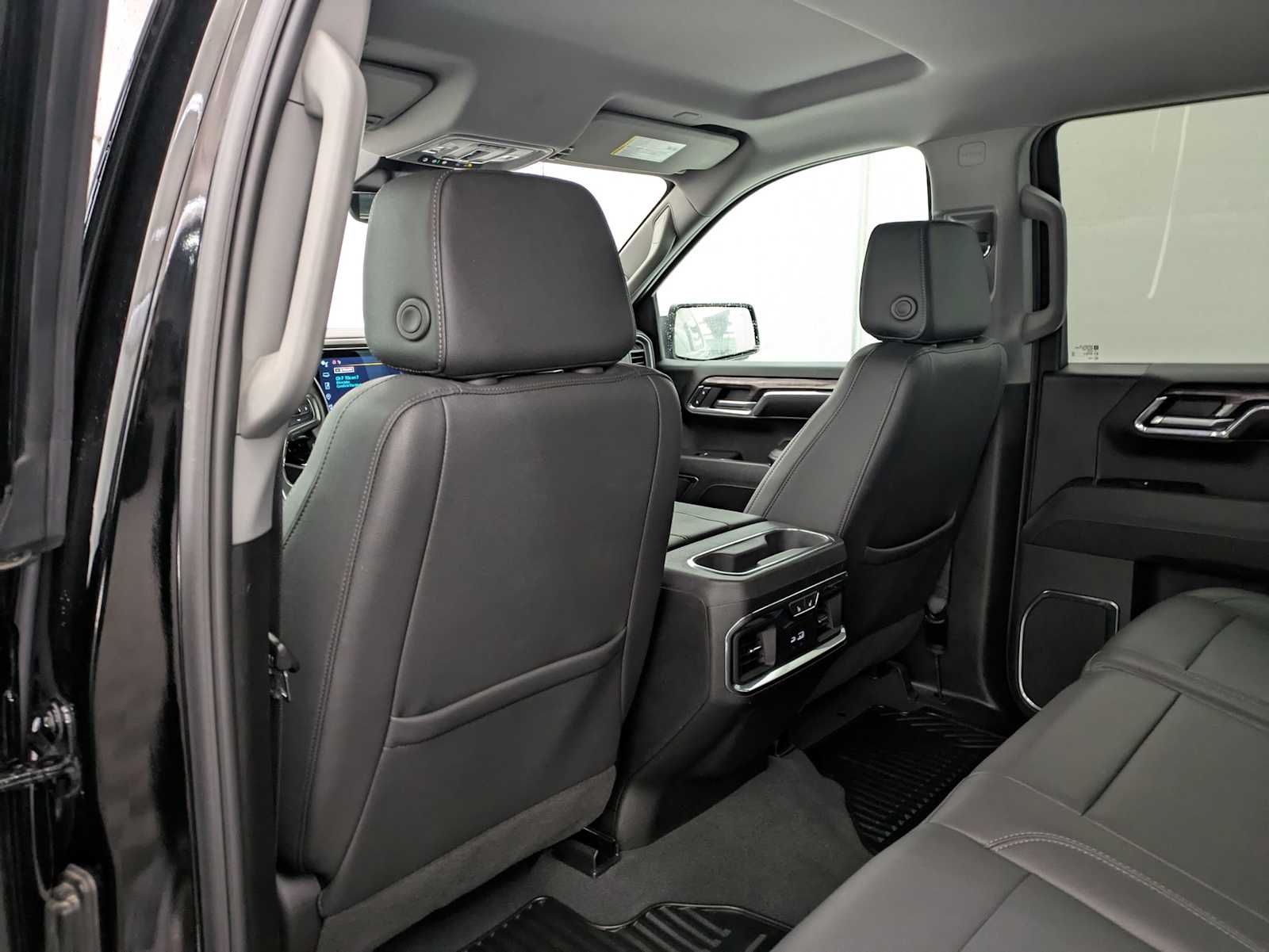 Thumbnail: 2024 Chevrolet Silverado 1500 - 21