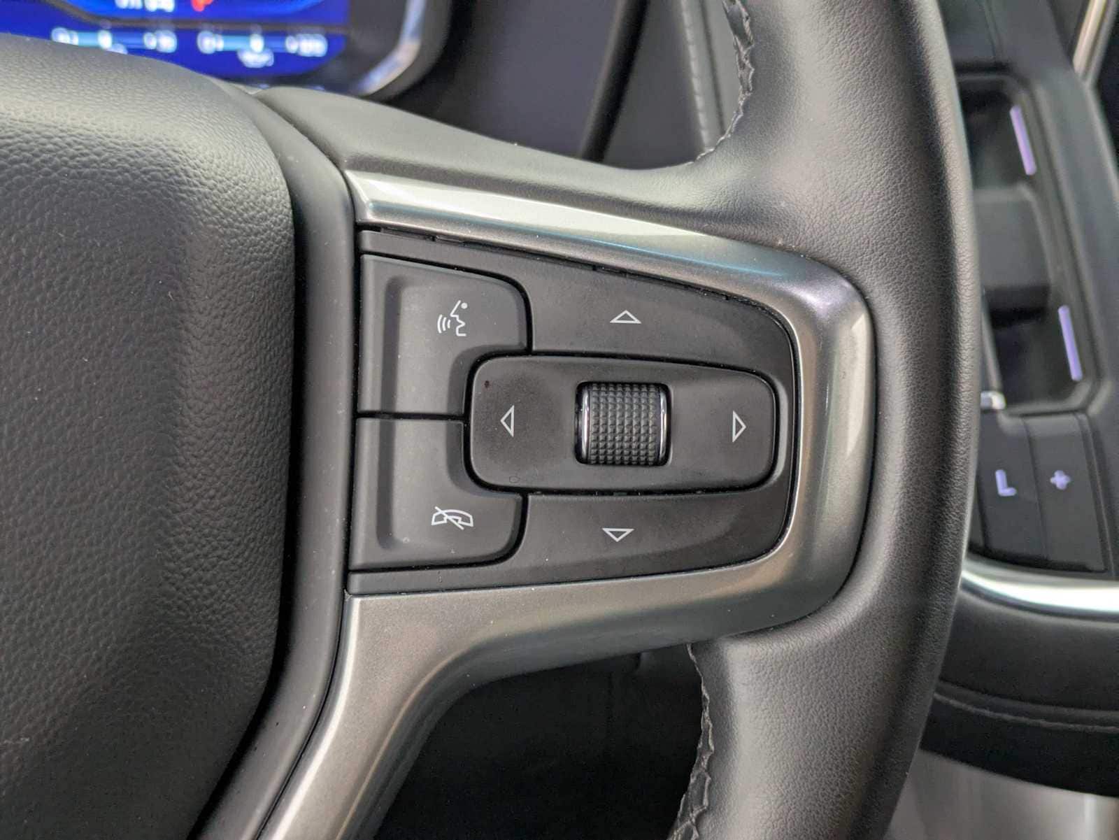 Thumbnail: 2024 Chevrolet Suburban - 23