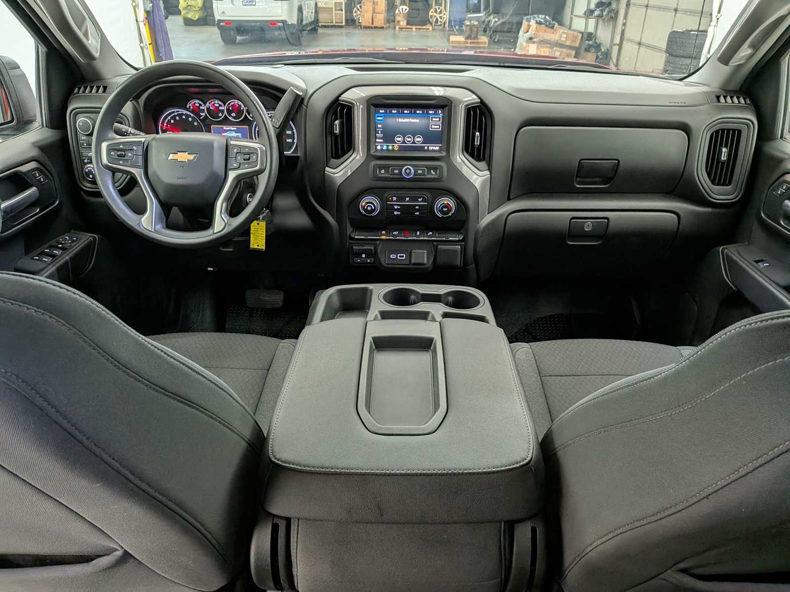 Thumbnail: 2022 Chevrolet Silverado 1500 - 18